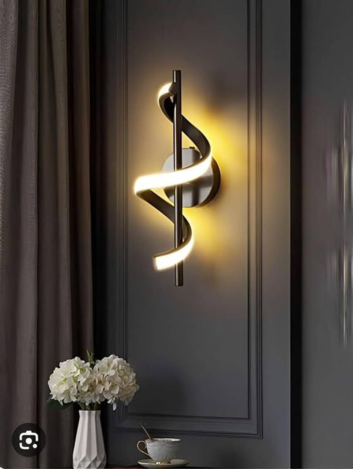 Shri Mahal Antiques Wallchiere Wall Lamp With Bulb