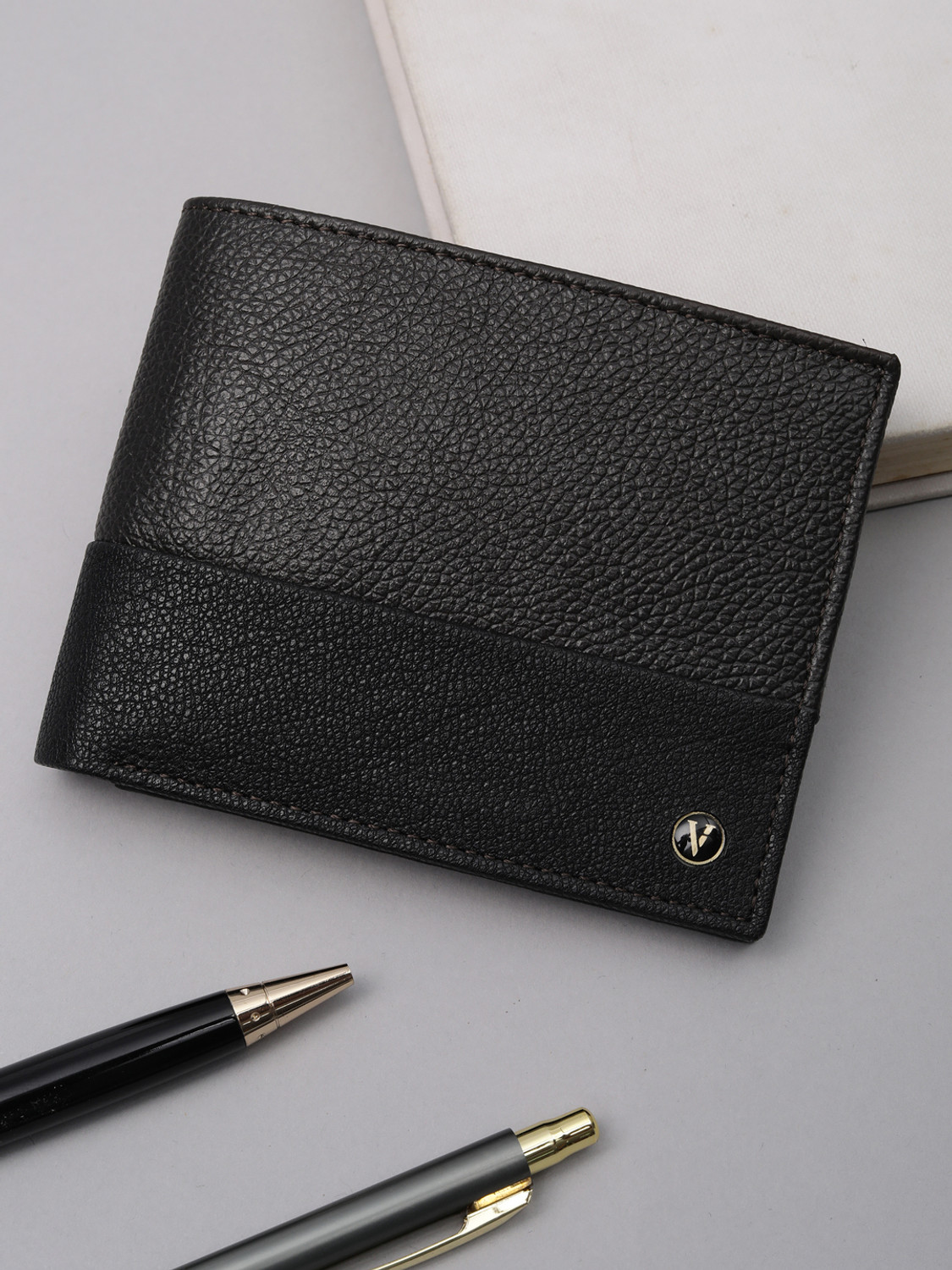 Image of VAN HEUSEN Men Multicolor Genuine Leather Wallet (6 Card Slots)
