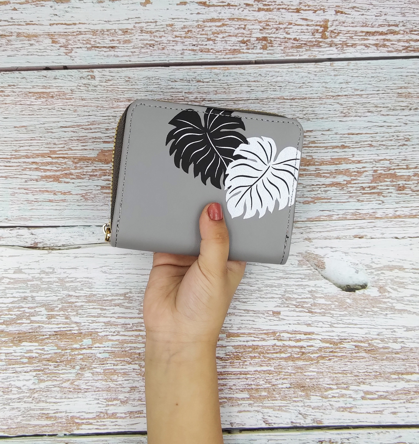 Image of valerie Women Casual Grey Artificial Leather Card Holder