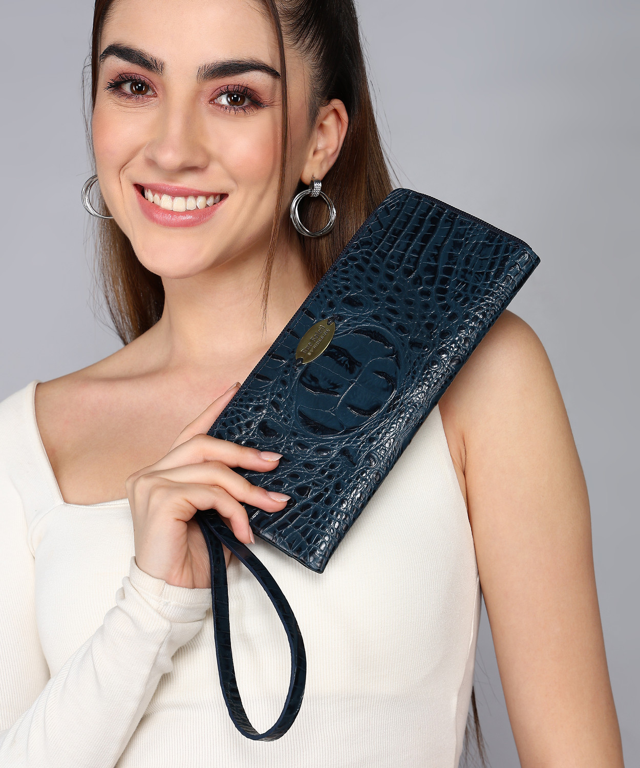 Image of Rue Soleil by Hidesign Women Casual Blue Genuine Leather Wallet