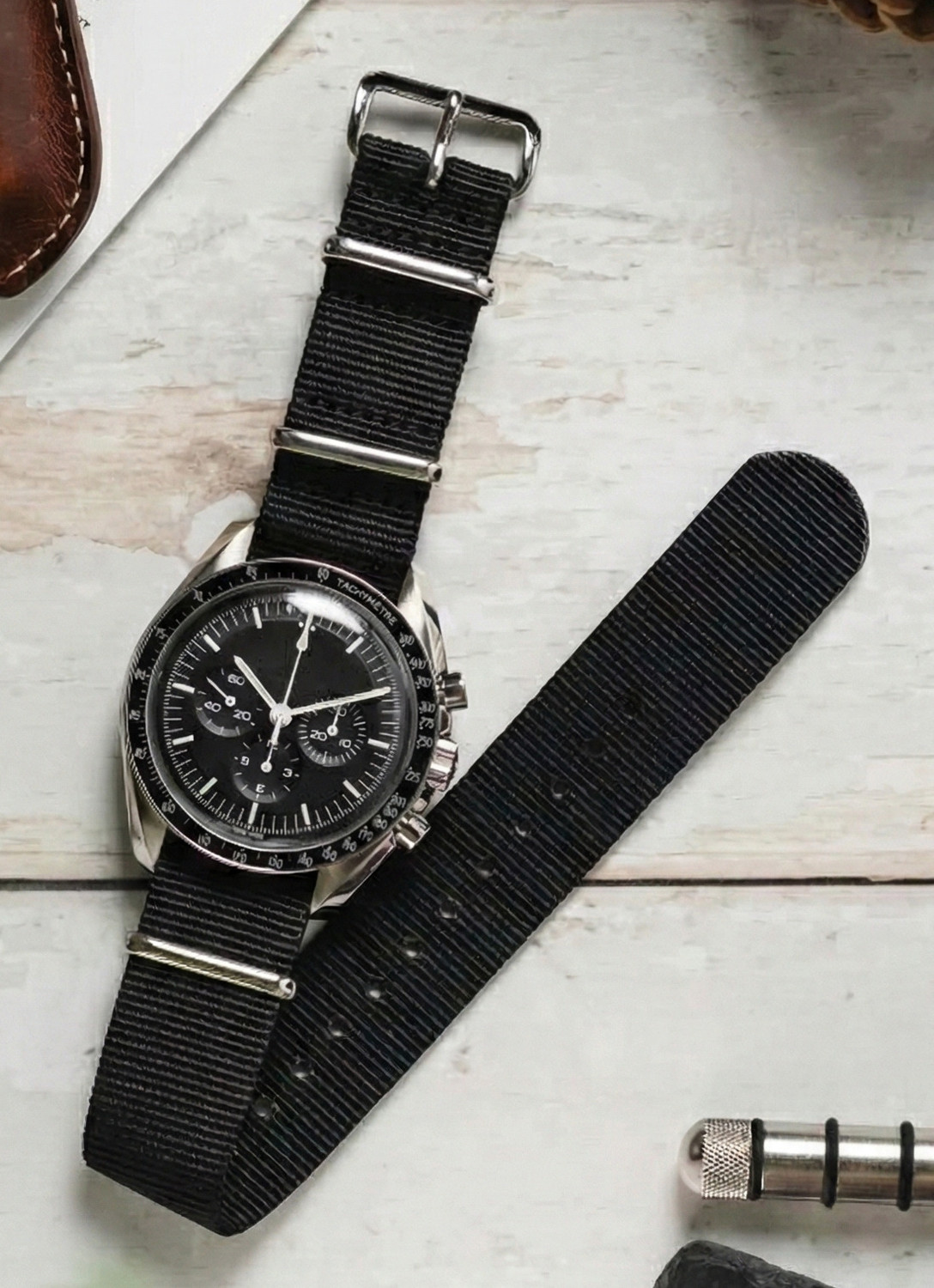 Image of vinanth NATO Nylon Watch Band / Watch Strap - Green Colour with Stainless Steel Buckle 22 mm Fabric Watch Strap