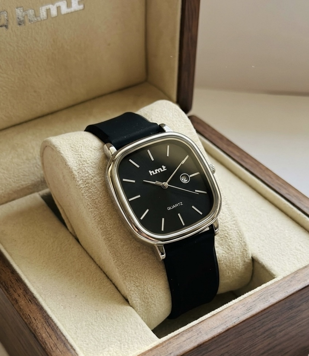 Image of hmt QUARTZ Black Strap Dial Square Silicon Analog Watch - For Men & Women