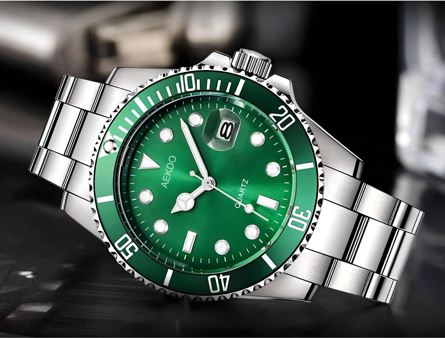 AEKDO DRM009 Men's Analog Watch with Steel Chain