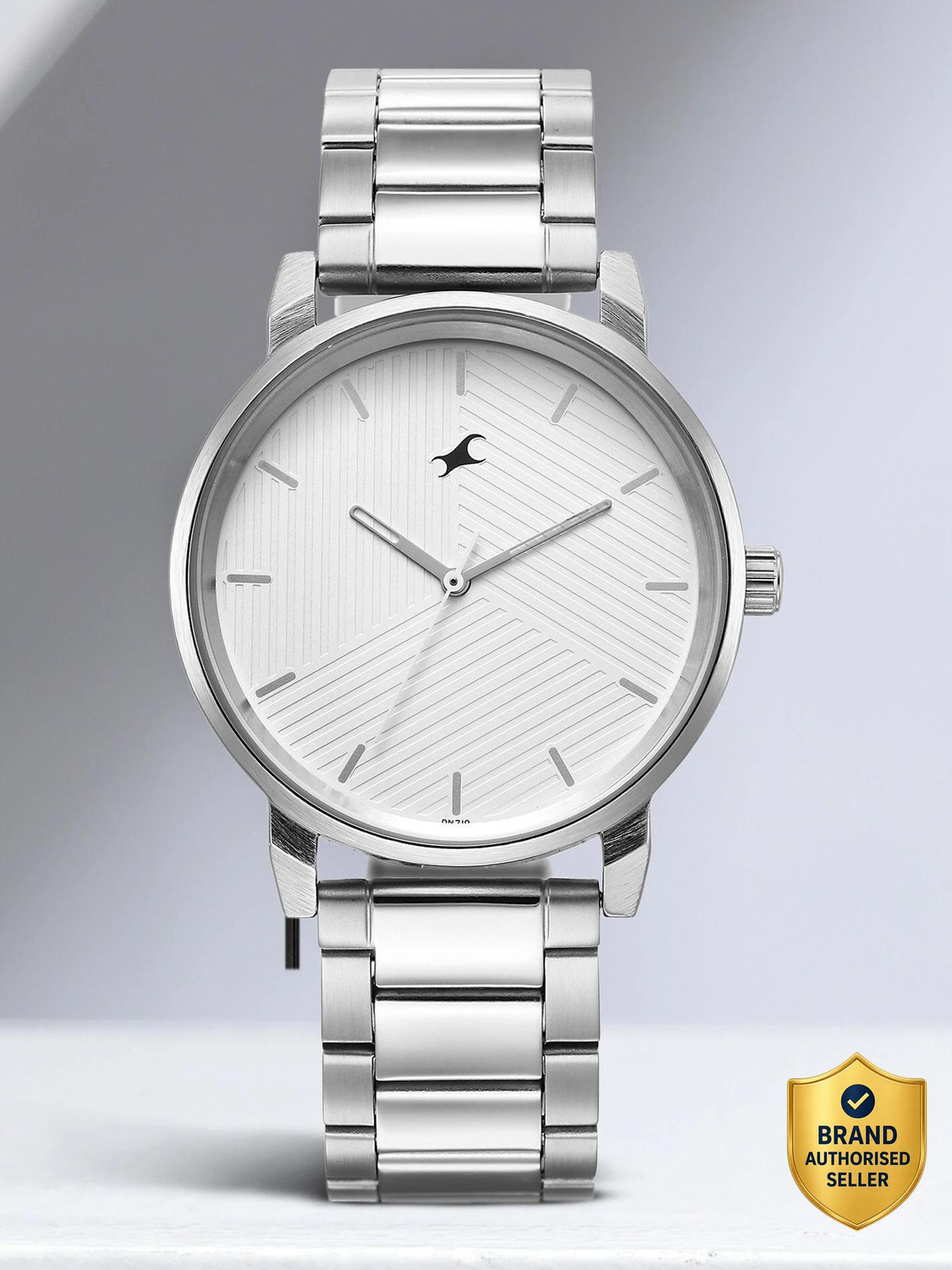 Image of Fastrack Stunners 6.0 Fastrack Stunners White Dial Silver Metal Strap Analog Watch - For Men