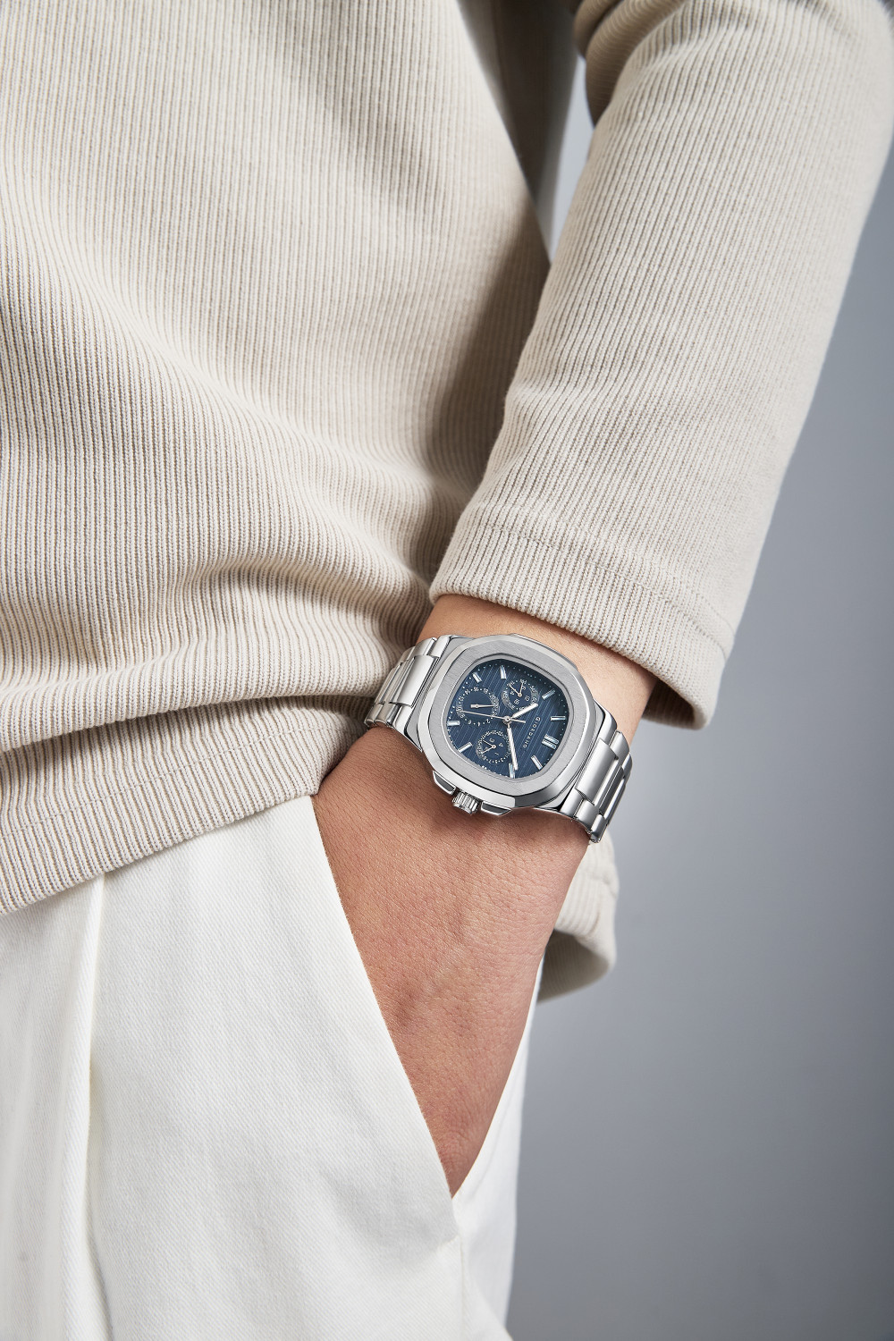Image of GIORDANO Multifunction Watch Texture Dial Cushion Case Luminous Index Marker Stainless Strap Day Date Display Analog Watch - For Men