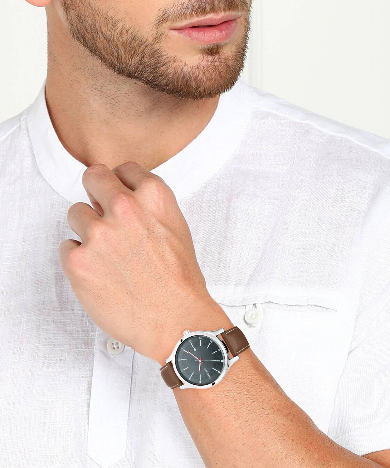 Fastrack 3240SL02 Black Dial Brown Leather Men's Watch - Image 4