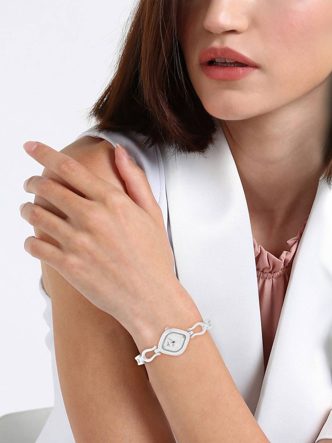 Titan NN2536SM02 Silver Dial Watch - Women - Image 2