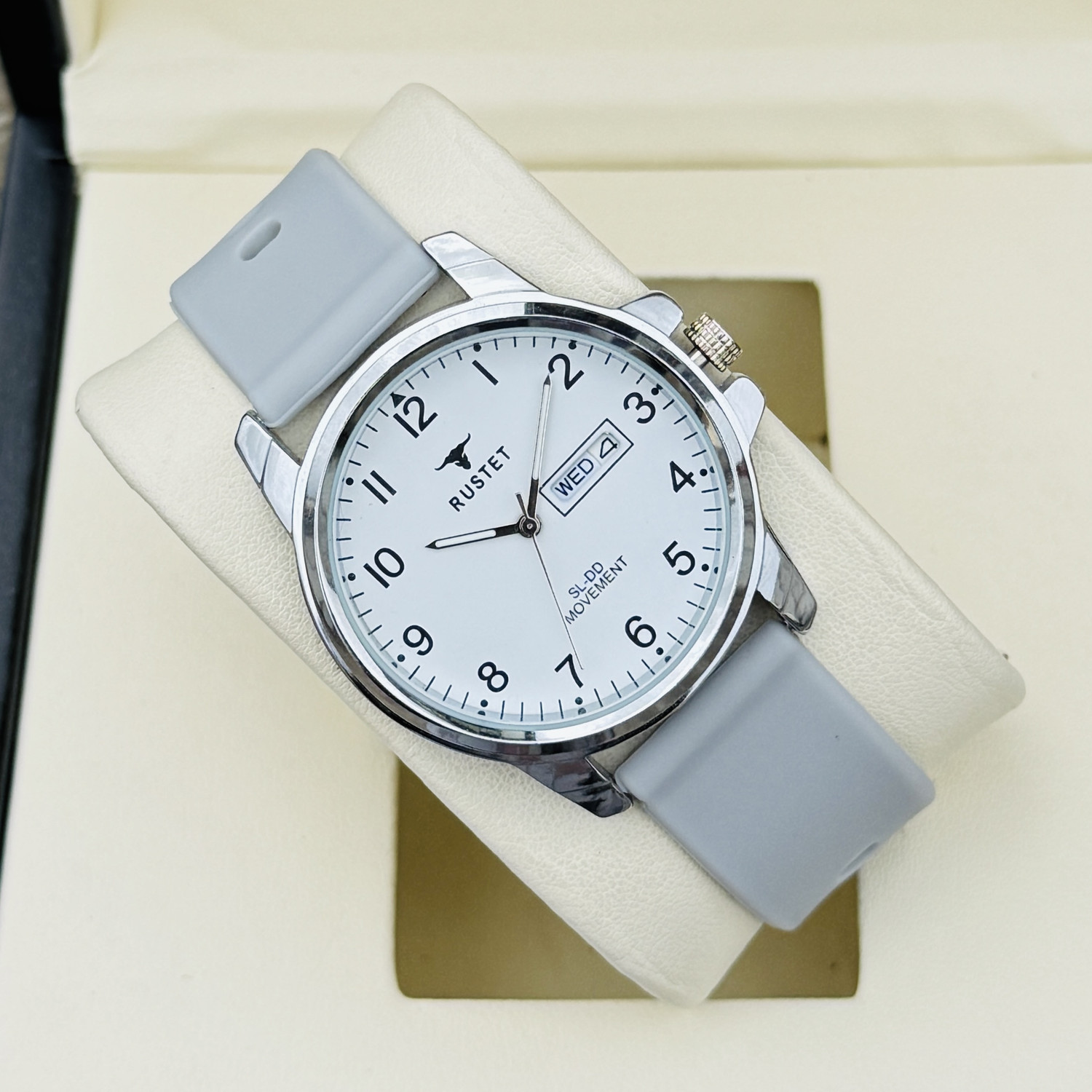 Image of RUSTET 305WDTGG Men Series Day & Date Analog Watch - For Boys