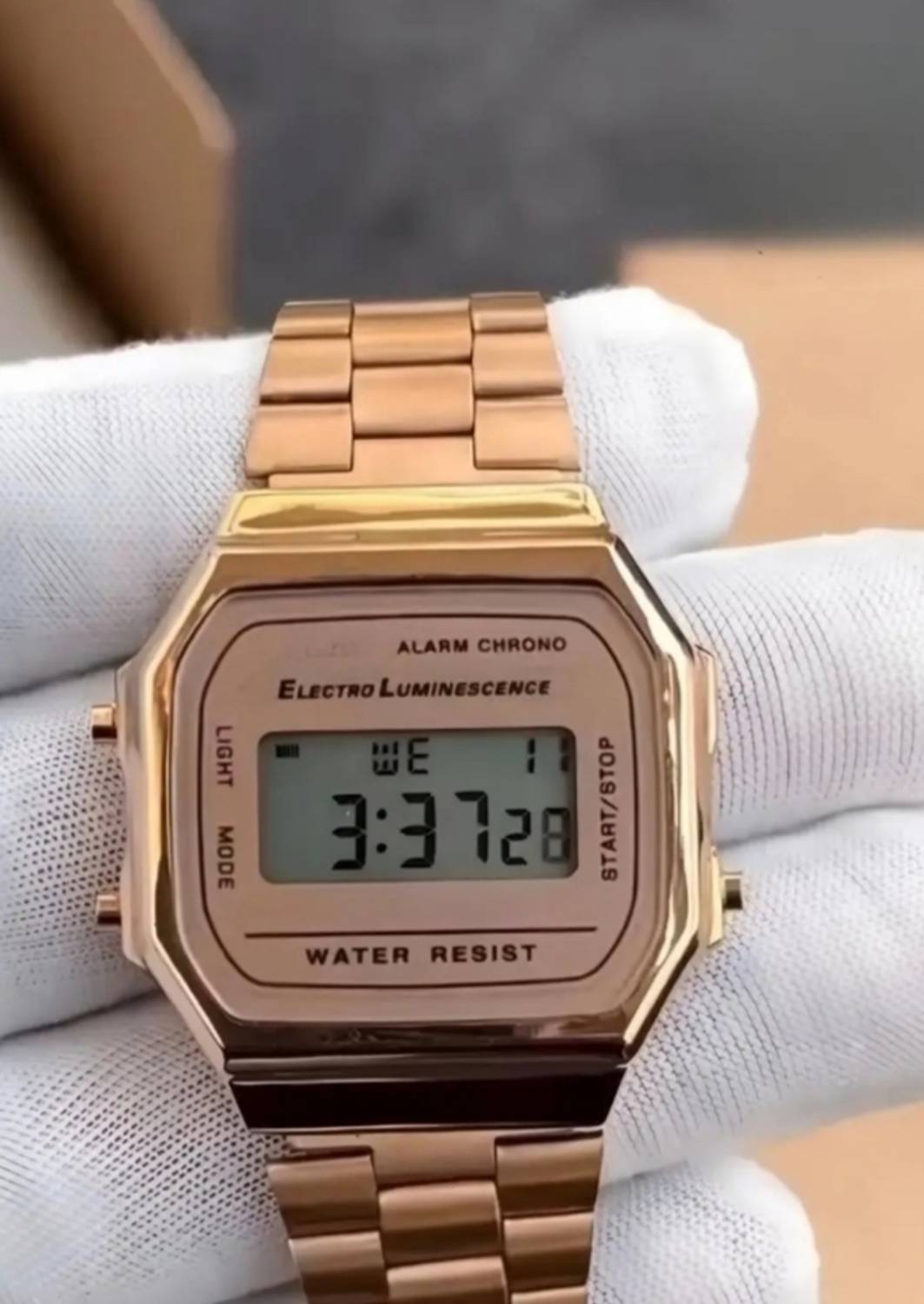 Skwatches Digital Watch - Image 3
