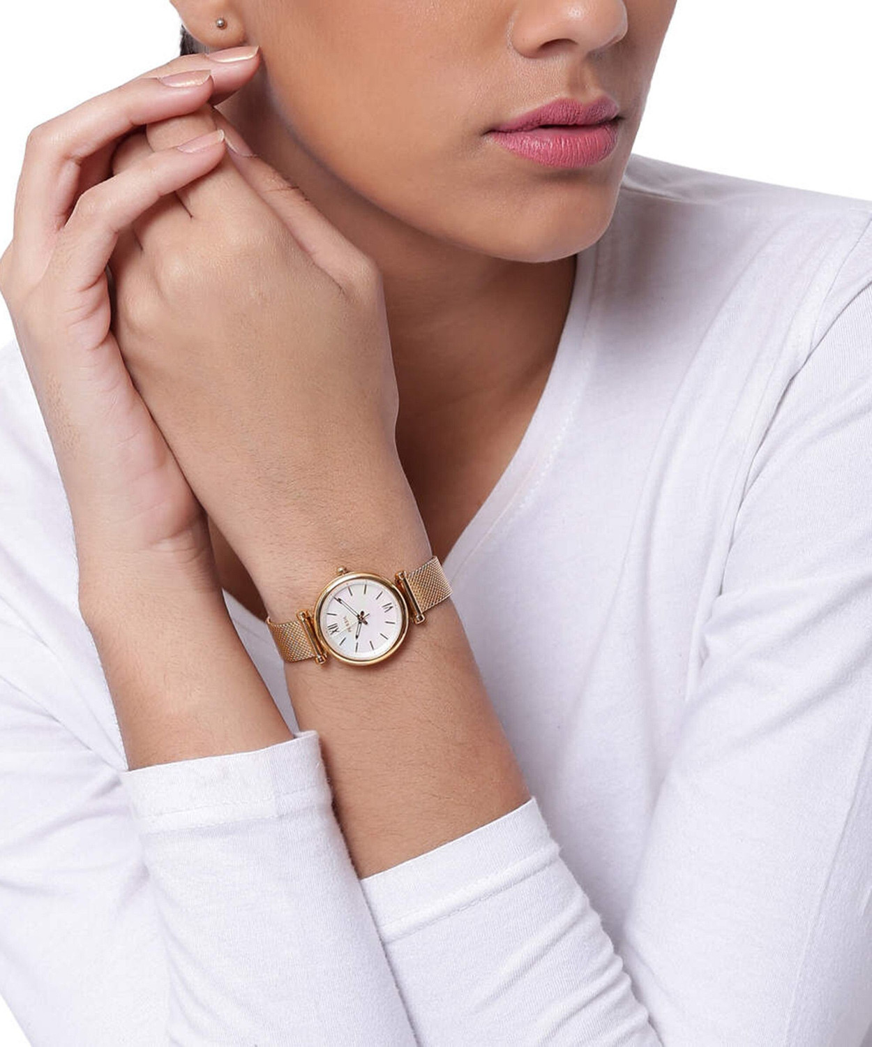 Image of FOSSIL Carlie Carlie Analog Watch - For Women