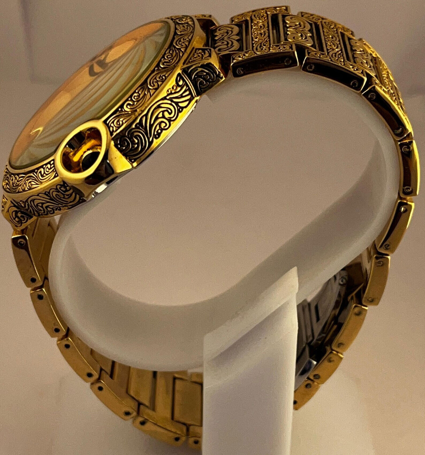 Image of FOREST Golden Dial With Goden Starps Luxury Men Watch Golden Dial With Goden Starps Luxury Analog Watch - For Men