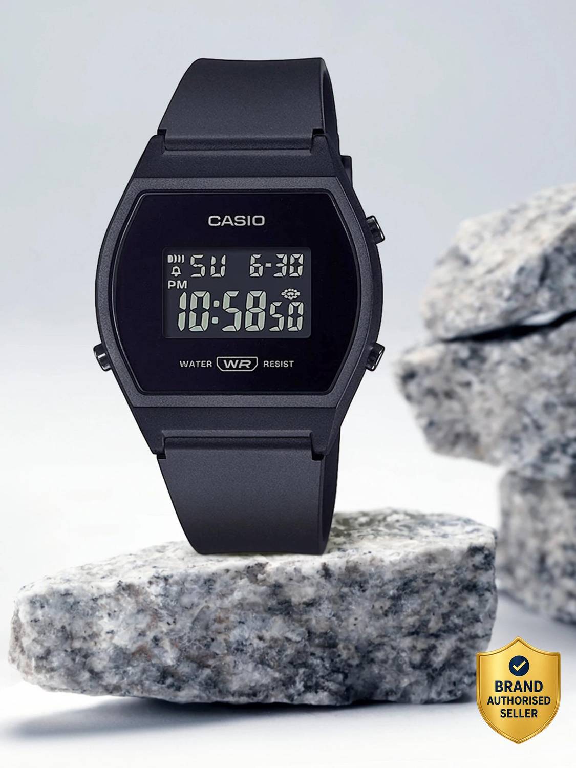 CASIO LW-204-1BDF Black Vintage Digital Watch - Image 1