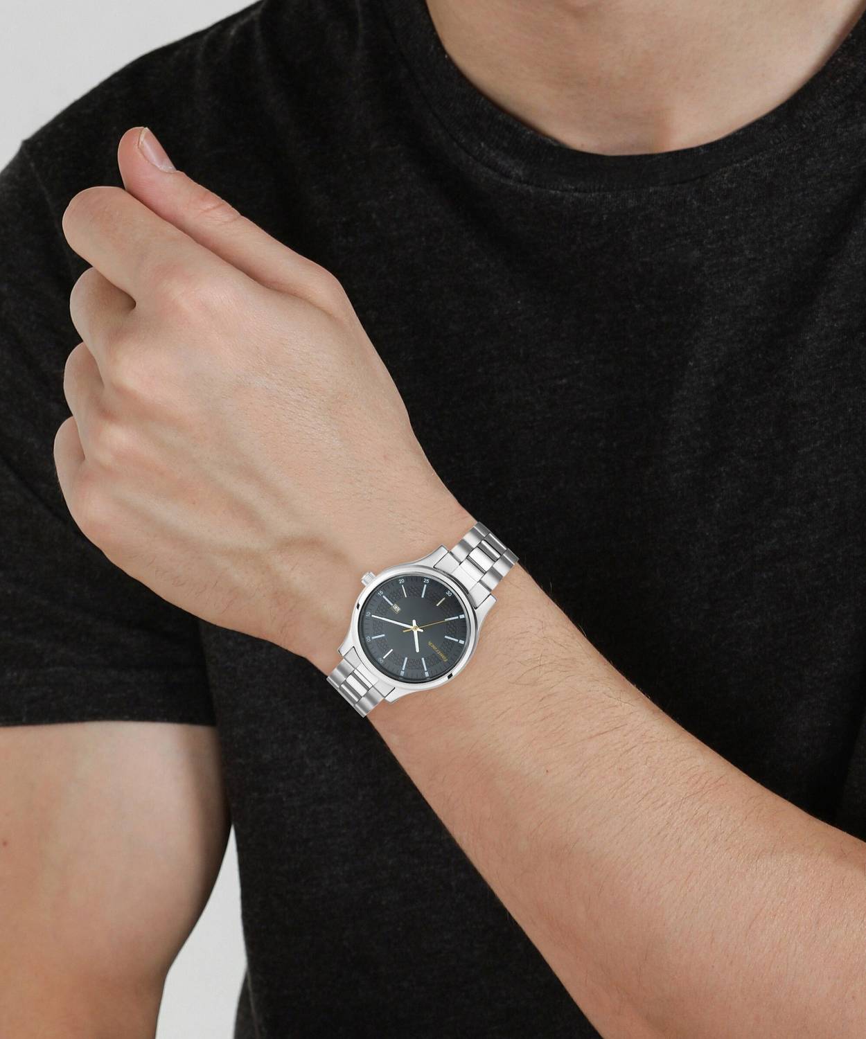 Fastrack 3240SM03 Black Dial Silver Stainless Steel Men's Watch - Image 5