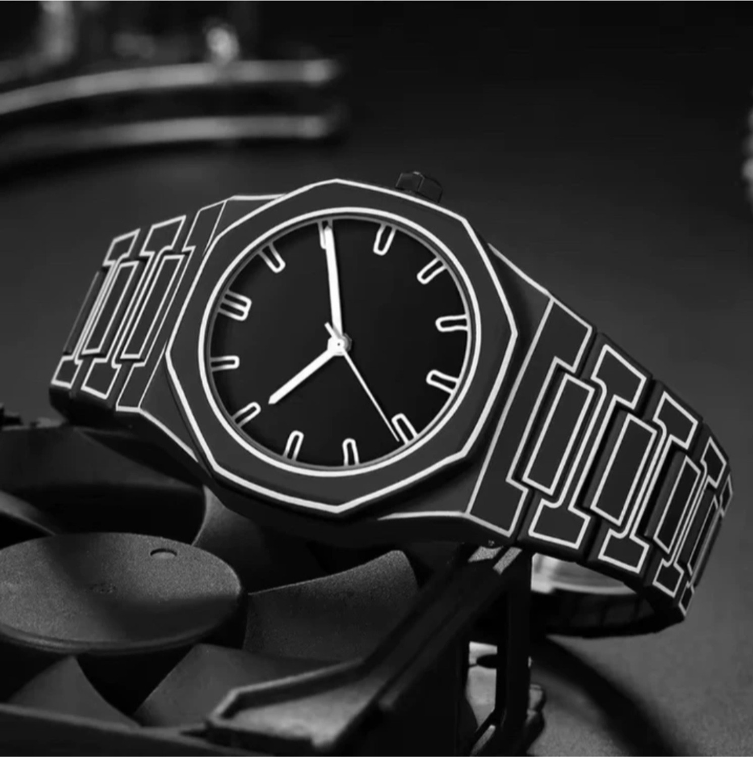 Image of Fanish fashion ANALOG WATCH- FOR MEN AND WOMEN POLYCARBON BLACK AND WHITE DIAL COMBO ANALOG WATCHES Analog Watch - For Men & Women