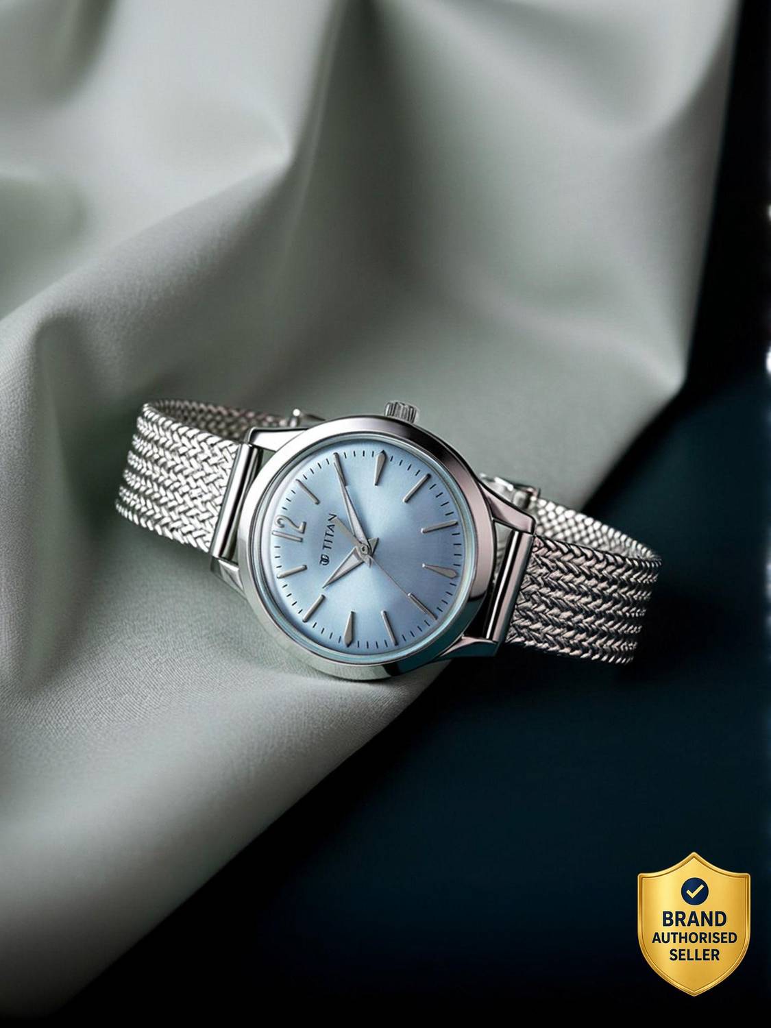 Titan Analog Watch - For Women 95287SM01,NU95287SM01