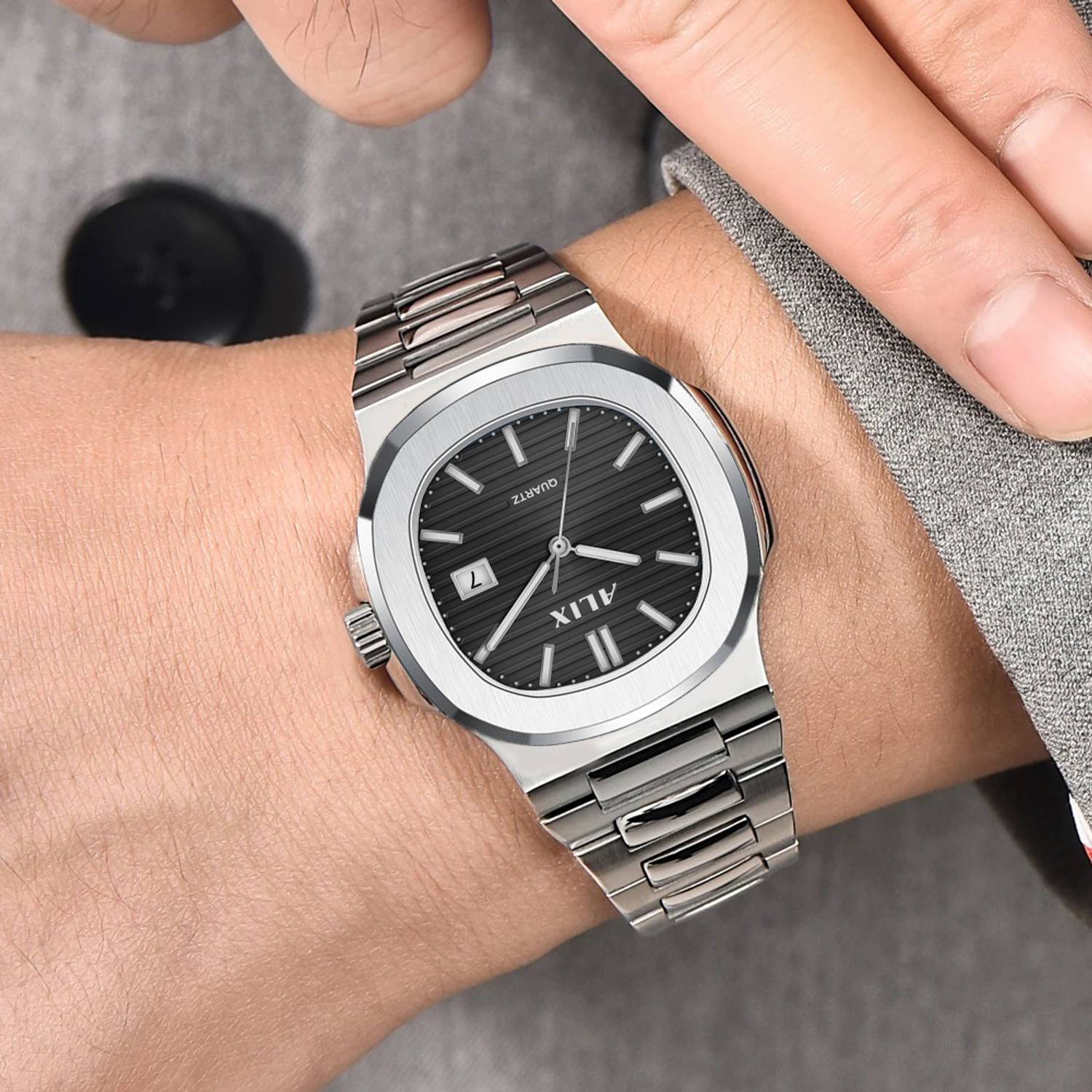Alix 3052 Silver Analog Watch - For Men - Image 2