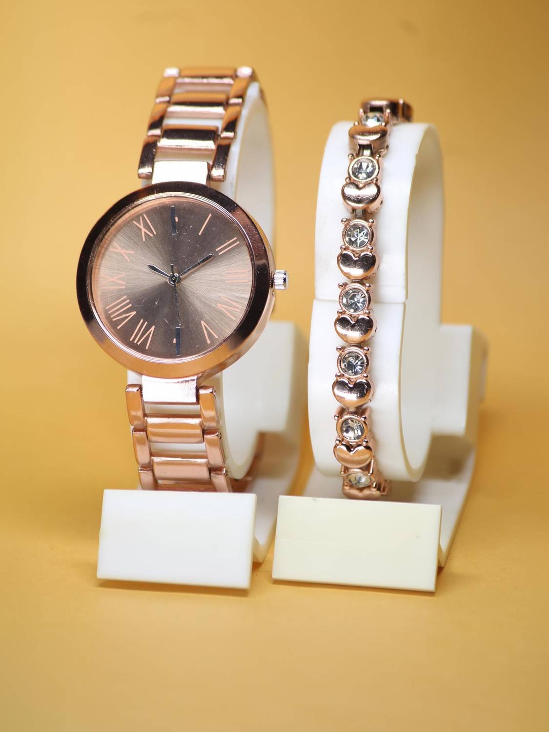 BHAKTVATSAL New Premium Quality Ethnic Flower Dial Designer metal Belt Analog Watch Designed Fancy Watch with Stylish Bracelet Analog Watch  - For Girls
