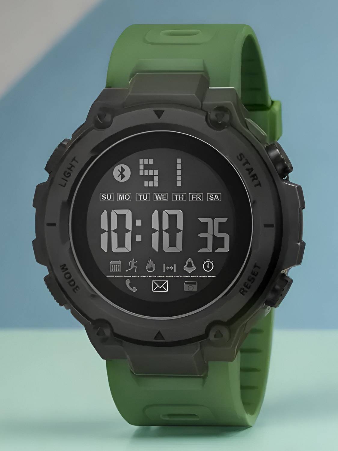 luxurit Green Waterproof Sports Watch - Image 1