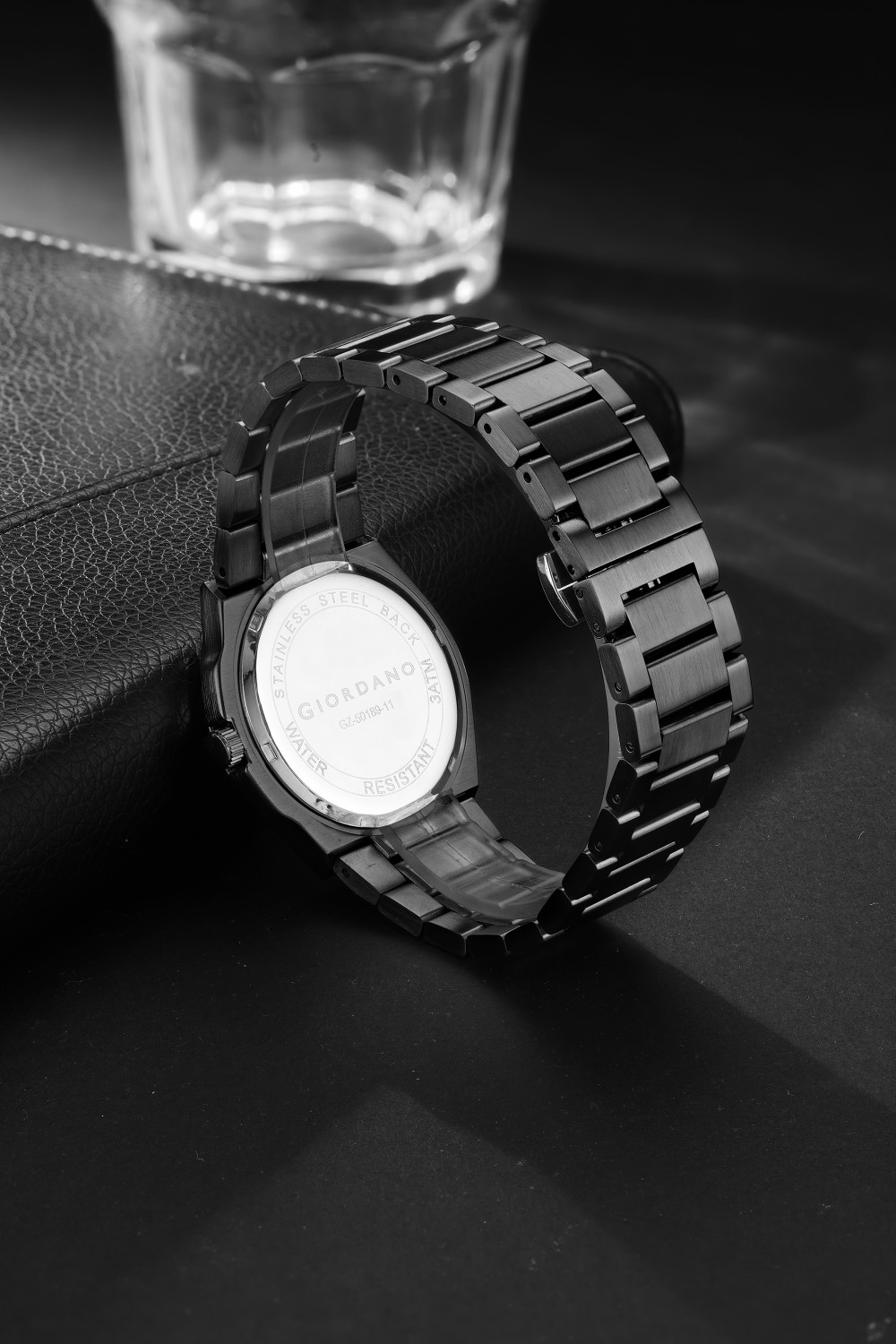 Image of GIORDANO Blue Sunray Round Dial, Quartz Movement and Black Stainless Steel Strap Analog Watch - For Men GZ-50189-11