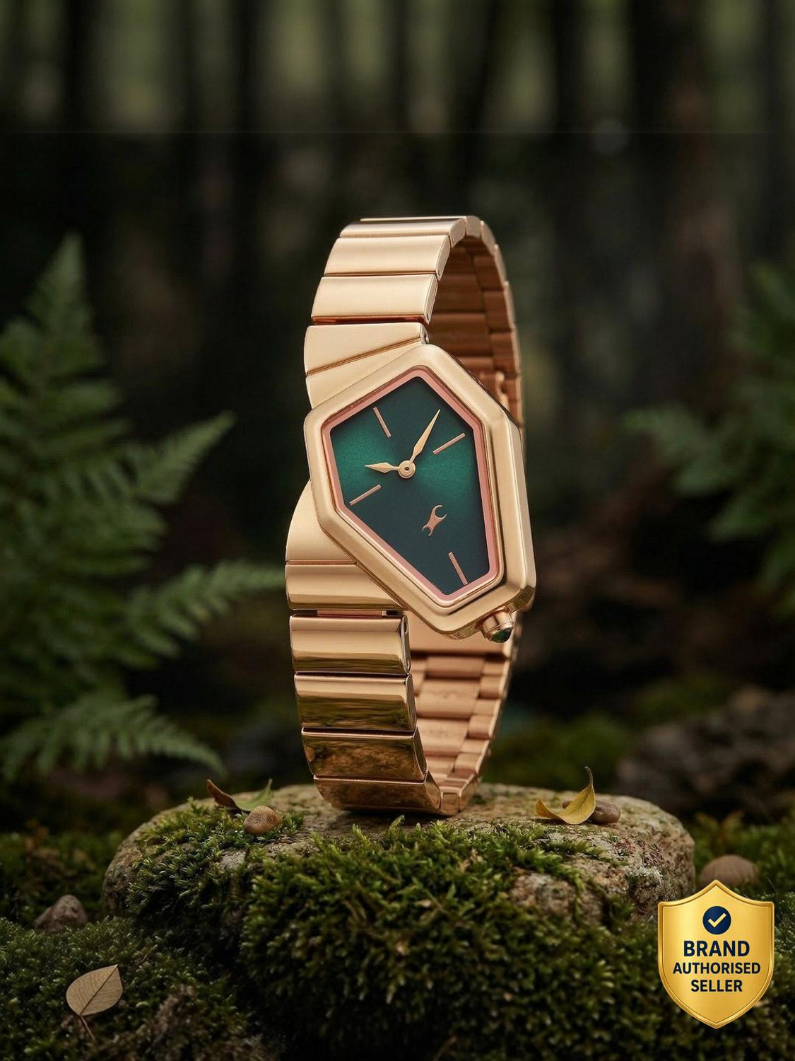 Image of Fastrack Fastrack Wild Wild Viper-Inspired Unique Shaped Green IP Rose Gold Strap Analog Watch - For Women