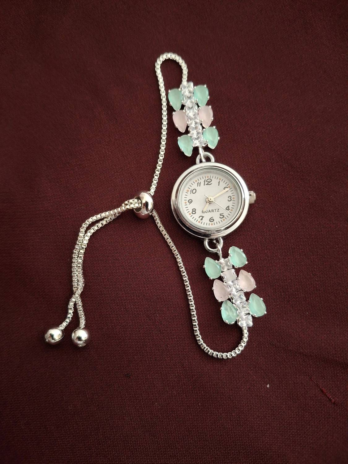 Krishna Creation Stylish Bracelet Watch for Women