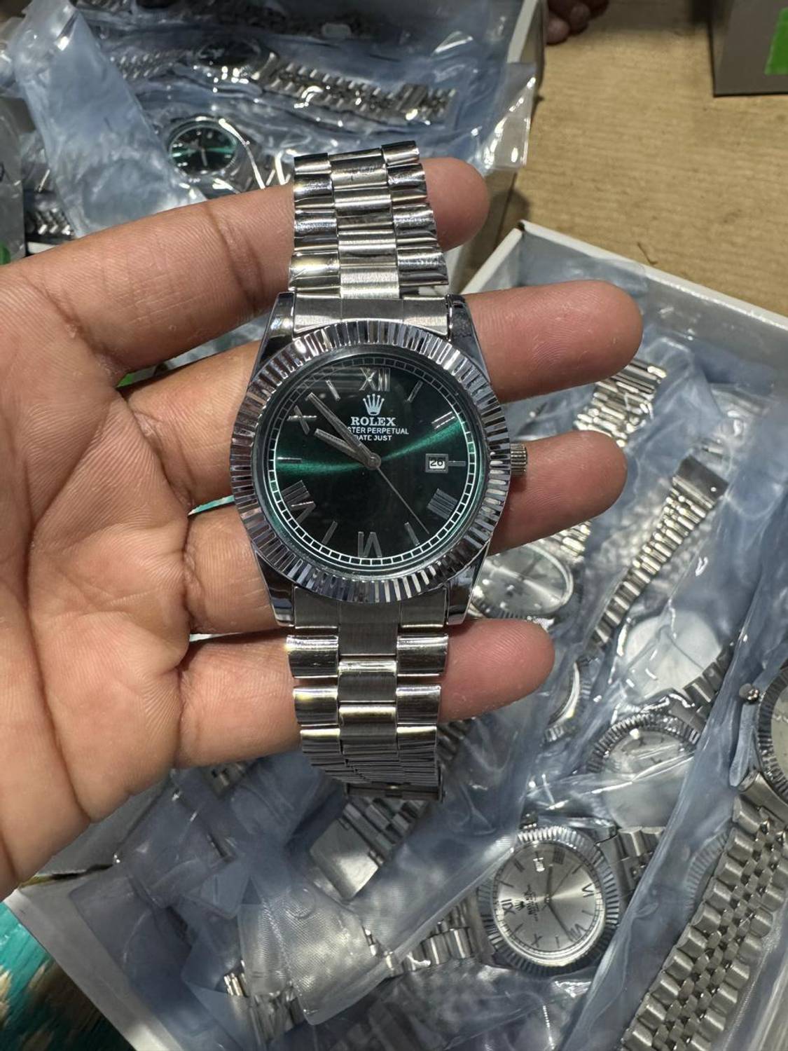 MAAZFABRICS Men's Analog Watch - Image 2
