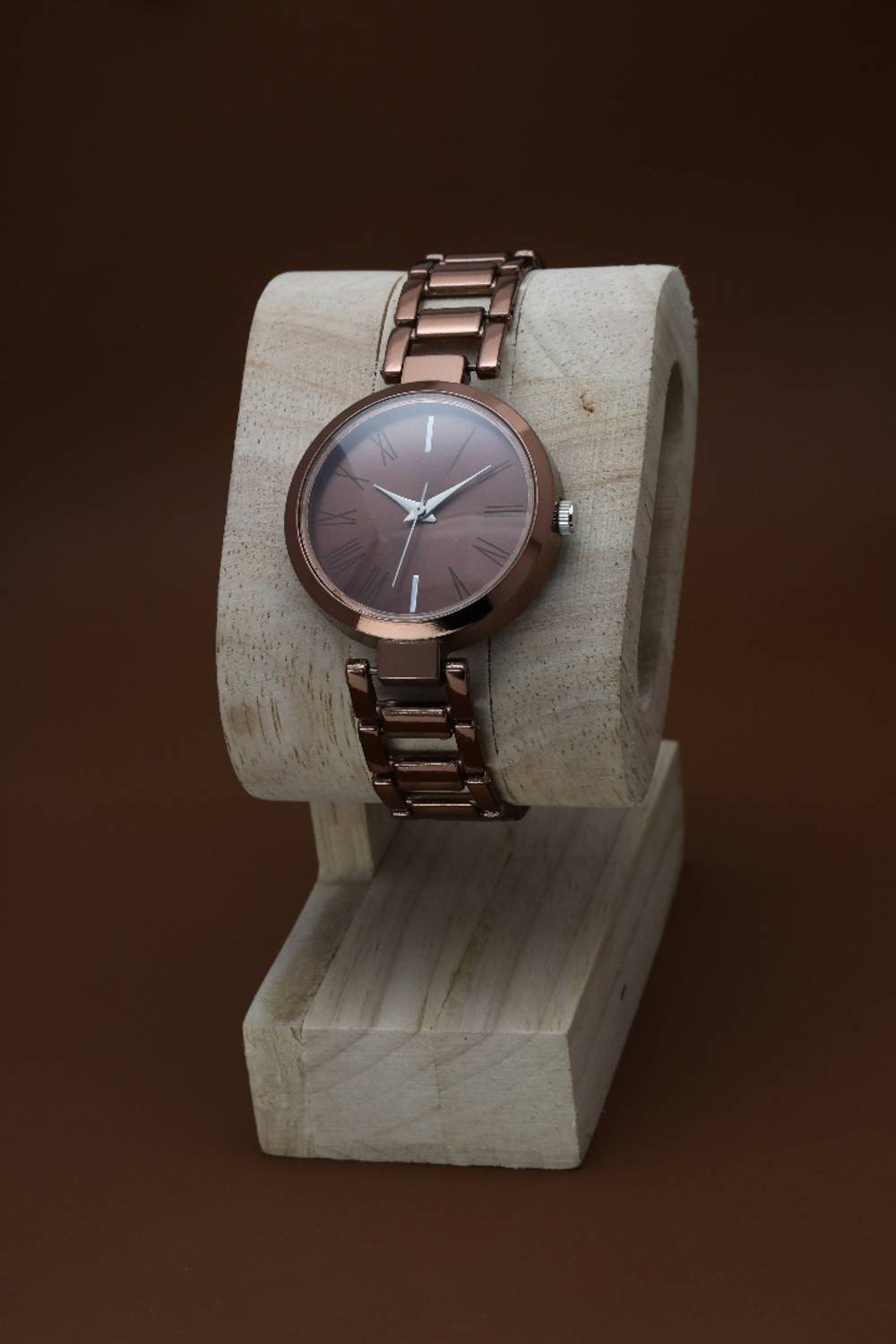 BHAKTVATSAL Unique Round Case Dial Gorgias Smooth Slim Fit Metal Belt Unique Round Case Dial Gorgias Smooth Slim Fit Metal Belt Analog Watch - For Girls