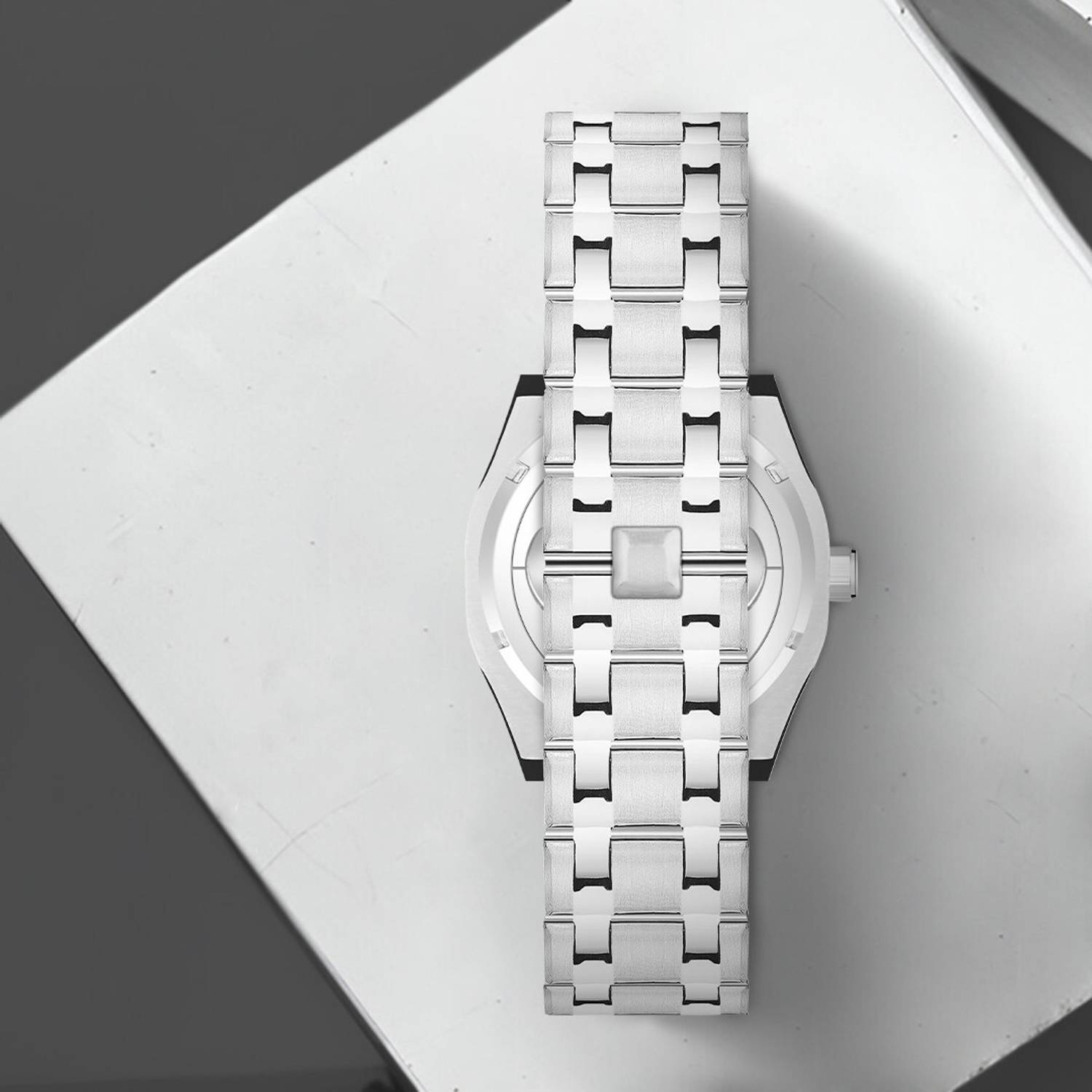 Carlington 8866 Premium Gents Analog Watch - Image 2