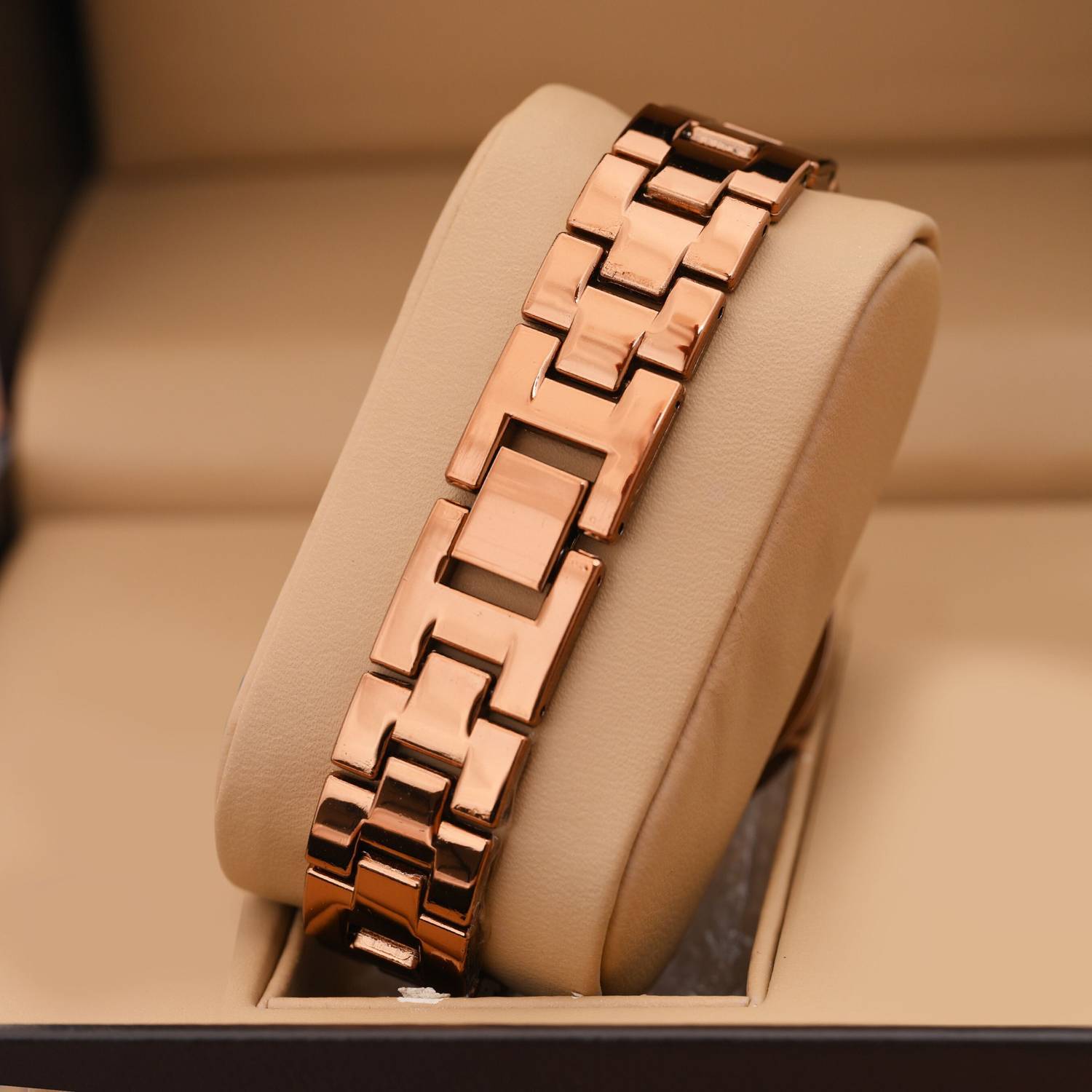 Daniel Radcliffe DB Rose Gold Watch - Image 4