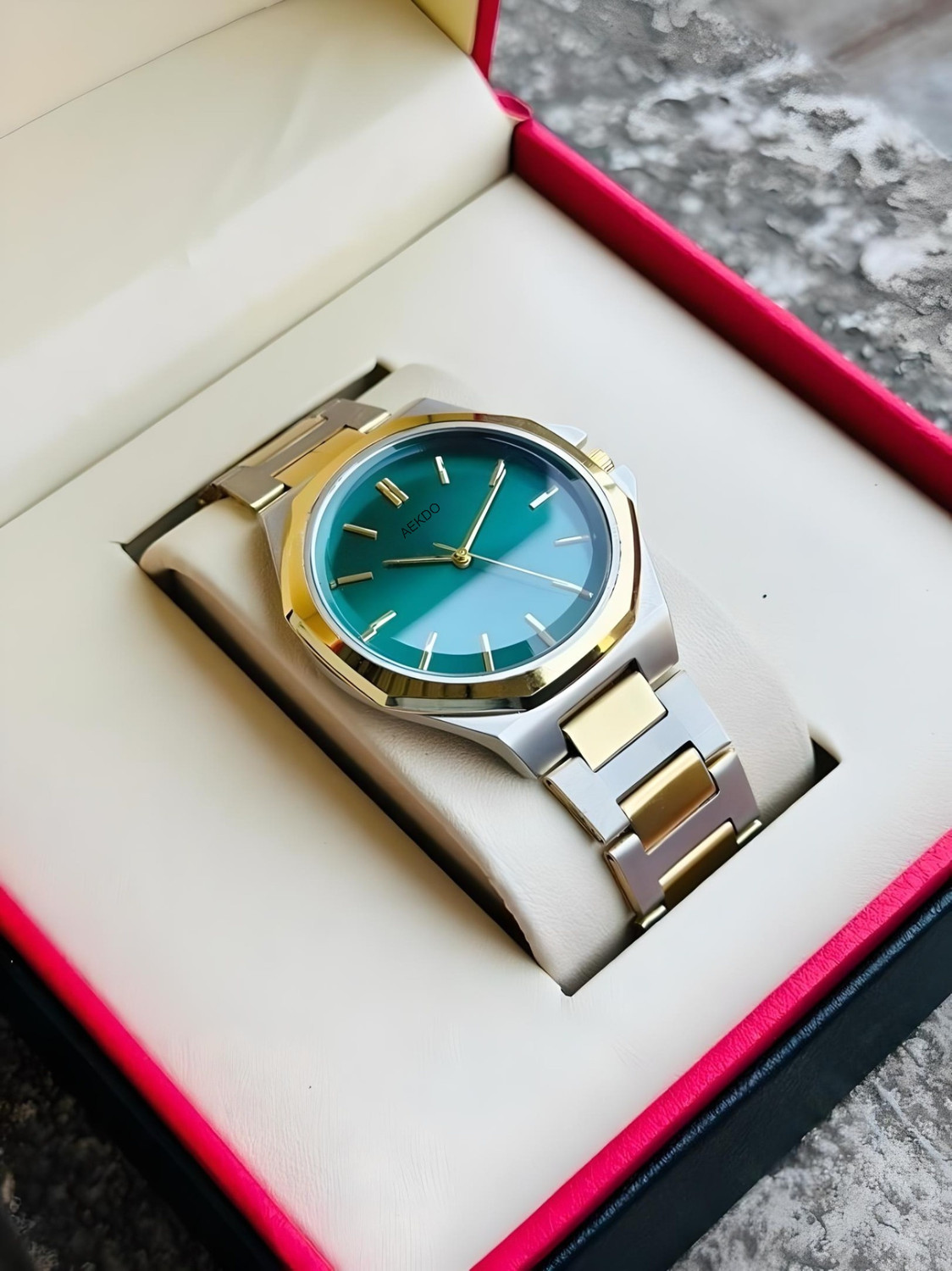 Image of AEKDO DRM008 Luxury Look Men's Watch with Steel Chain & Smooth Dial Analog Watch - For Men