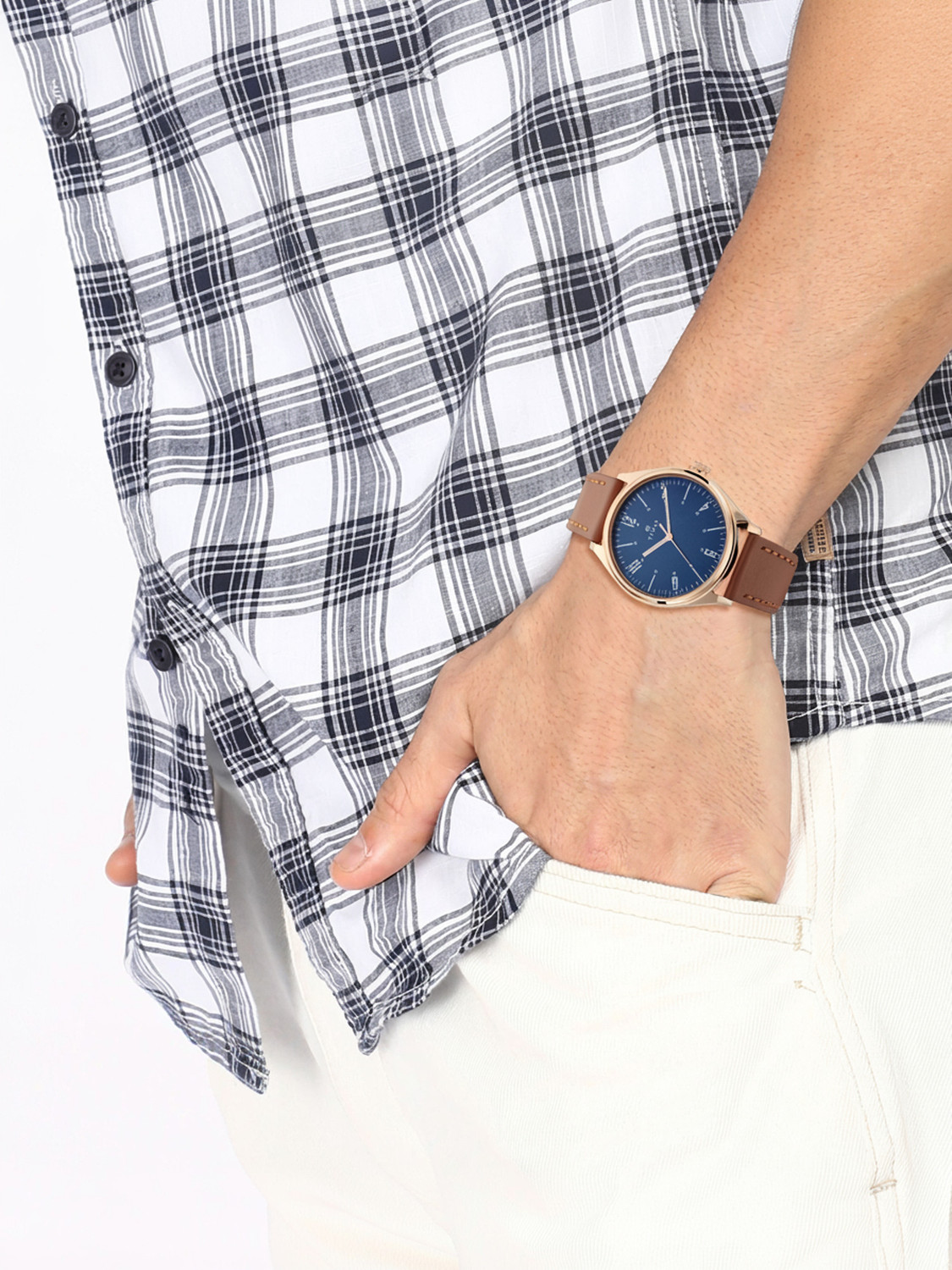 Image of Titan NP1802WL01 Neo Gents IV Analog Watch - For Men