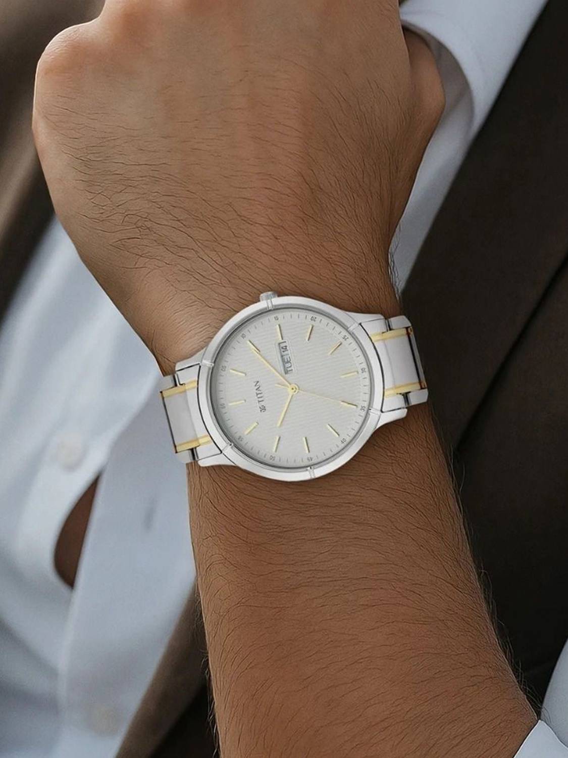 Titan Lagan White Dial Silver & Gold MetalStrap Analog Watch - For Men NT17742565BM01,C4048PP05J,17742565BM01,NU17742565BM01,NU1775BM02 - Image 4