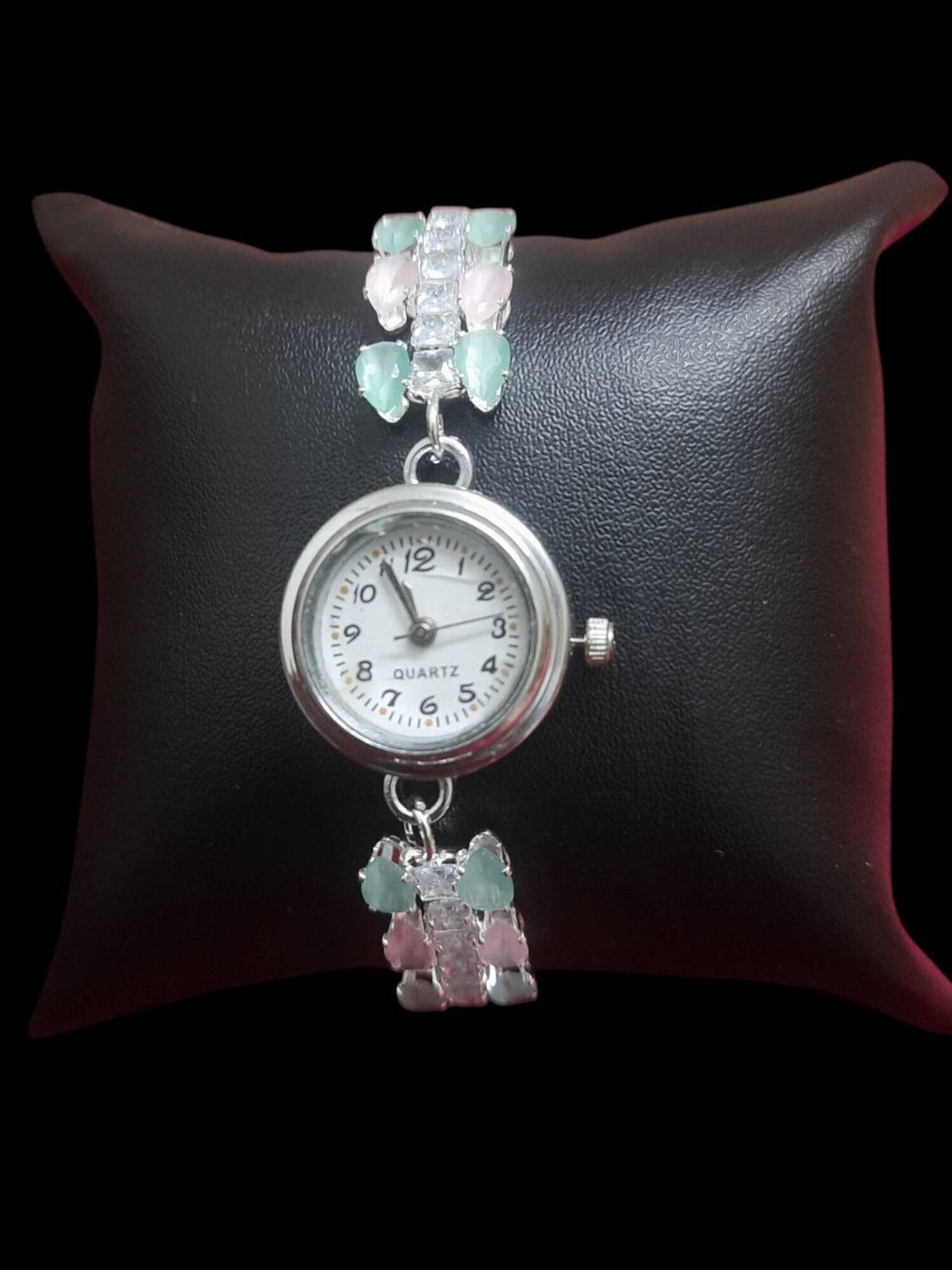 Krishna Creation Stylish Bracelet Watch for Women - Image 4