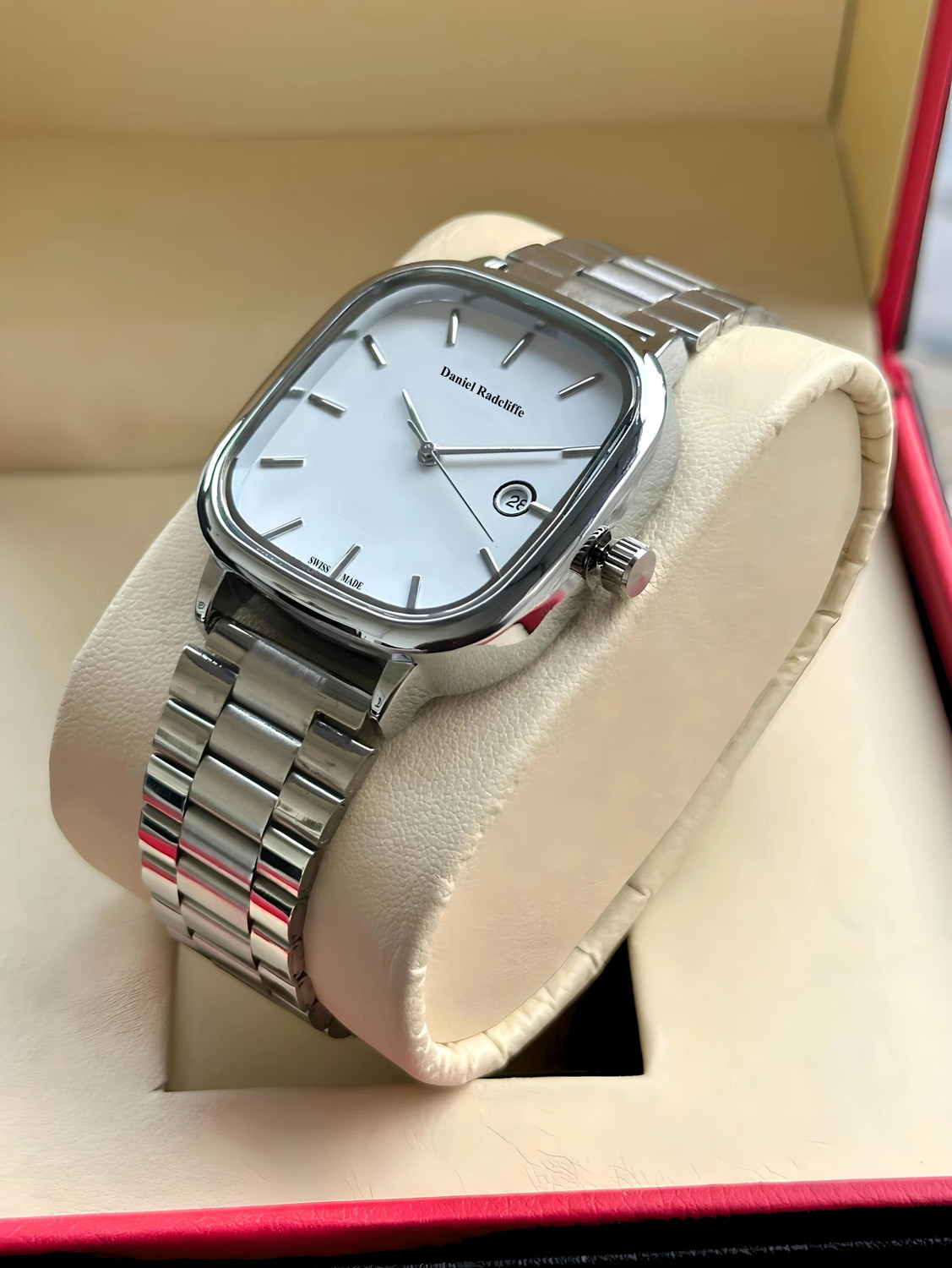 Image of Daniel Radcliffe AVM0031 Date Function Working Free Size Adjutable Chain Lock Premium Quality Analog Watch - For Men
