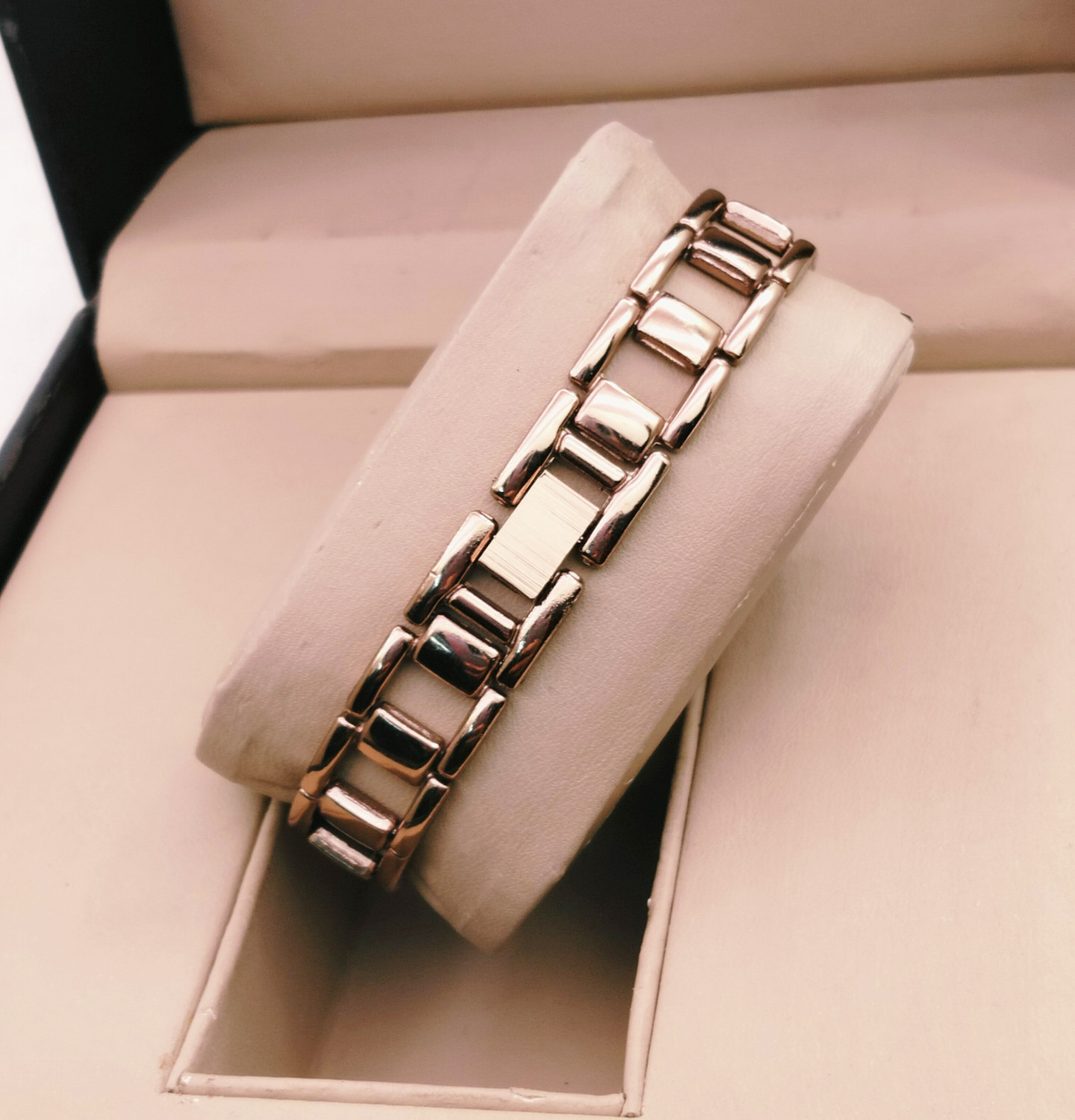 Image of Sen Elvin Analog Watch - For Women