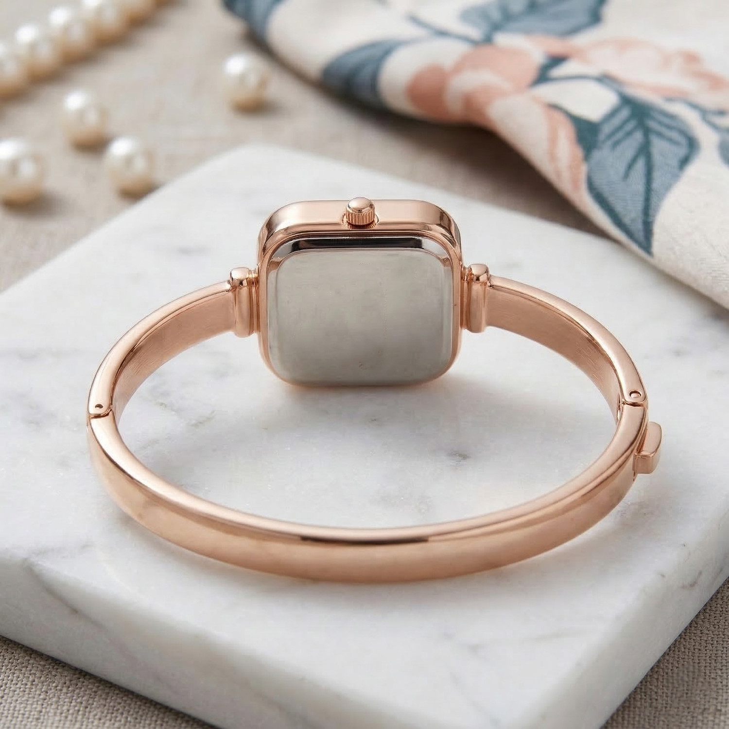 Image of WiseWalker Women & Girls Rose Gold Square Dial Bangle Watch Analog Watch - For Women