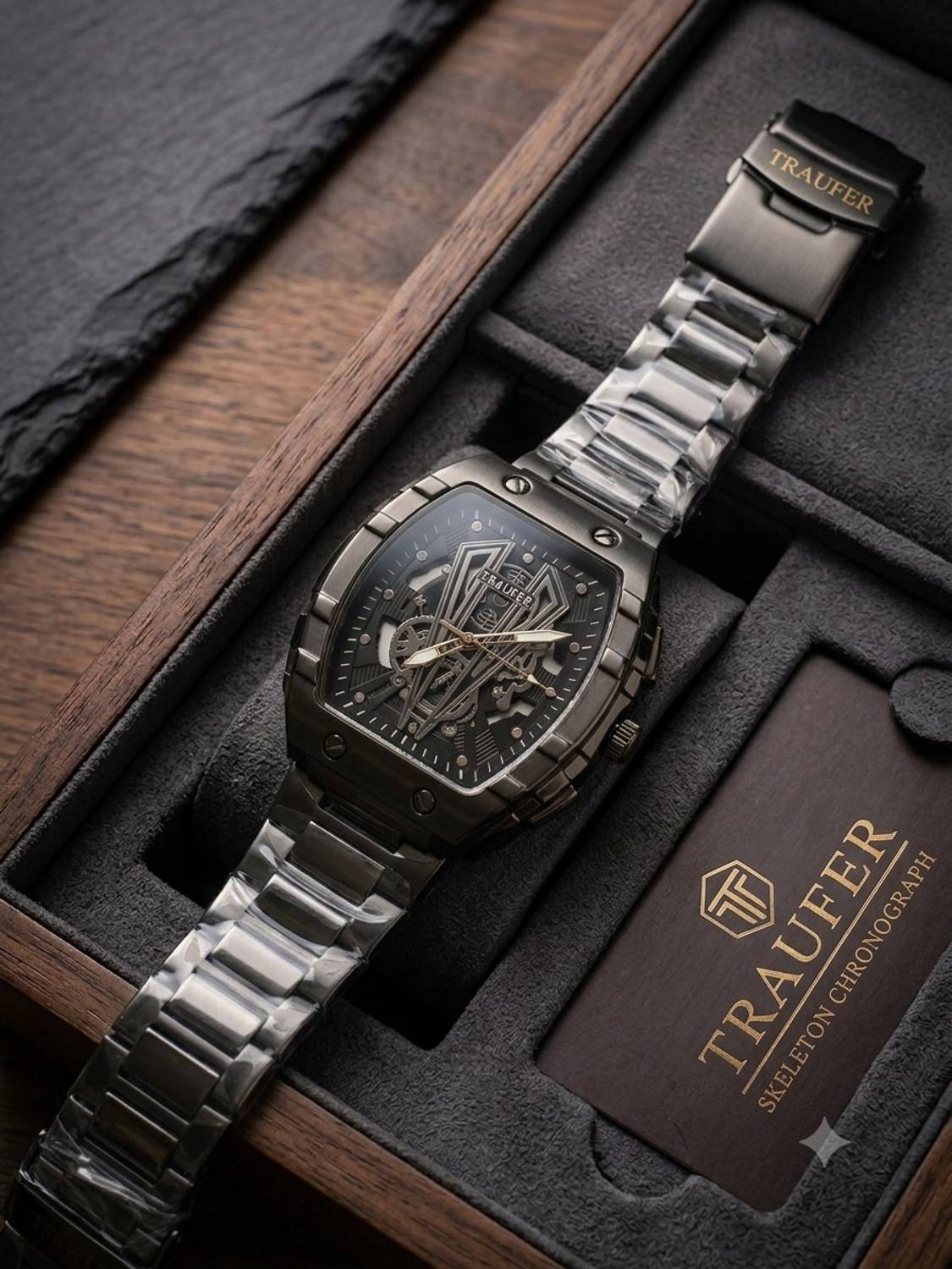 ENTONE Men Chronograph Analog Watch - Image 1