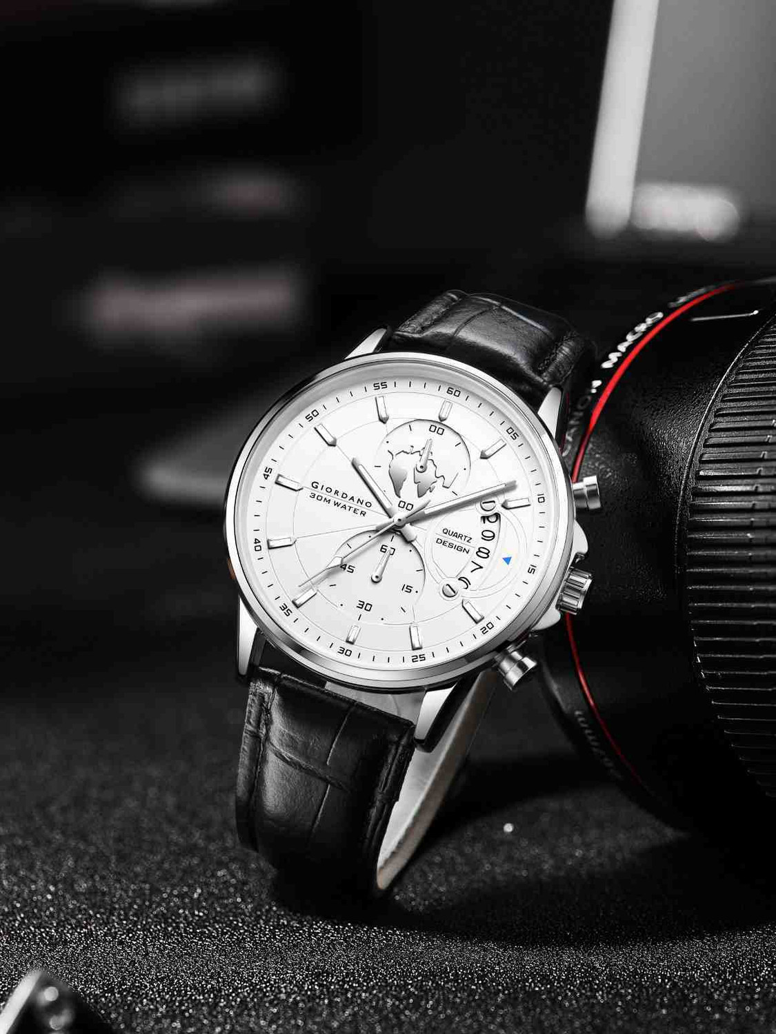 Image of GIORDANO Mutifunction Watch Silver Dial, Date Display and Leather Strap Analog Watch - For Men