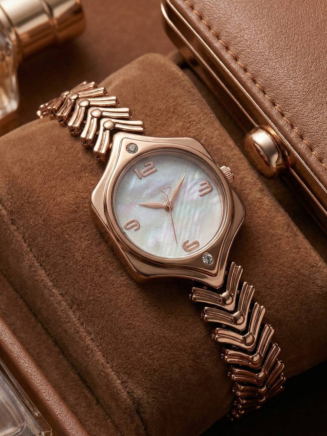 Americanviber AVW0039 Marble Finish Dial Premium For All Outfit Luxury Belt Design Analog Watch - For Women