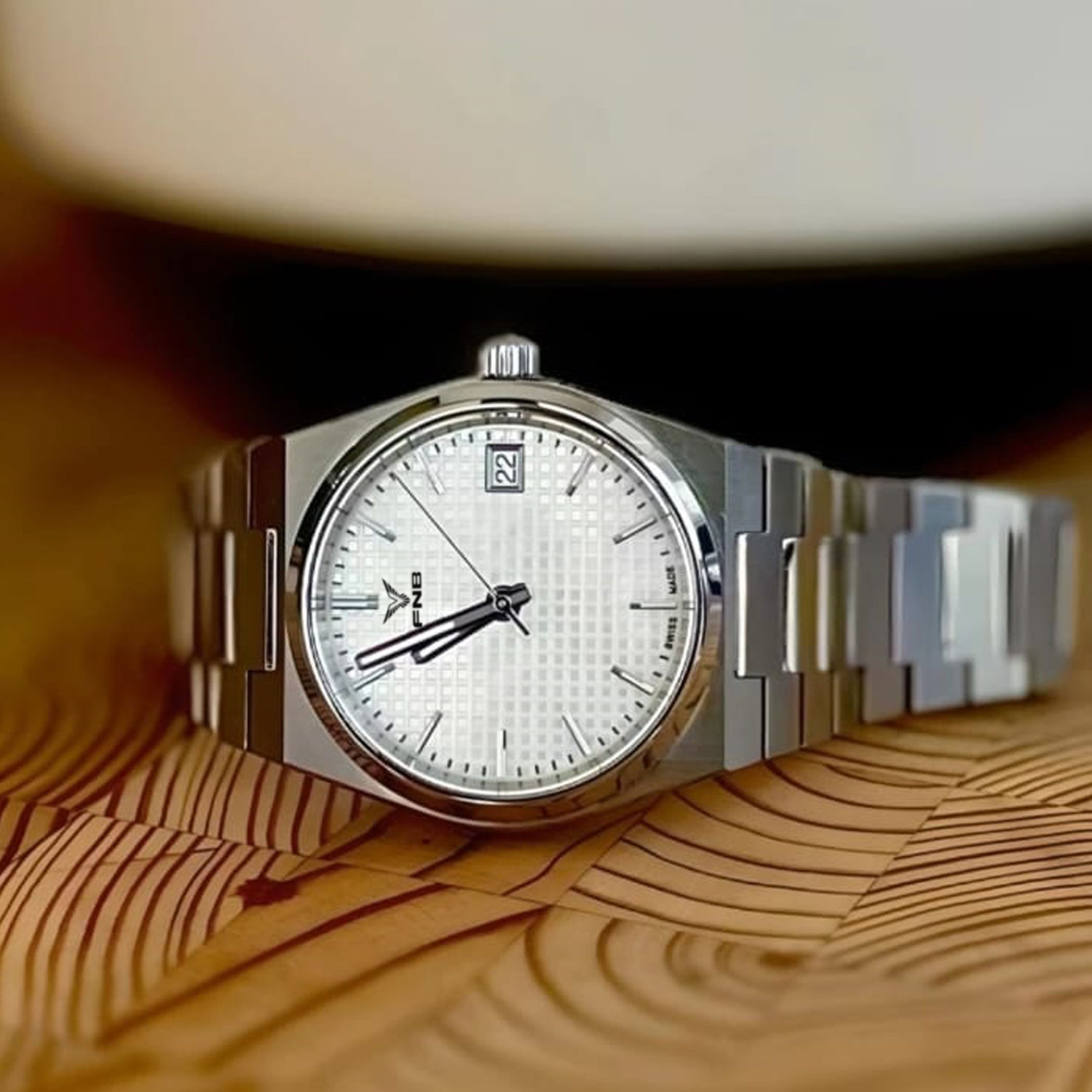 Image of house of common FN-2531 Signature Silm Series Comfortable Slim Chain Analog Quartz Analog Watch - For Men