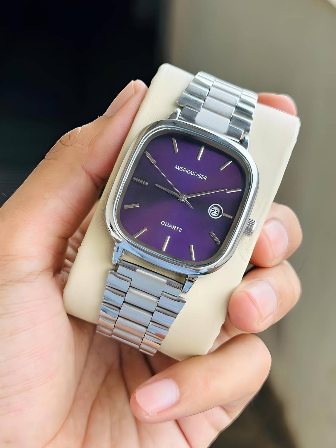 Americanviber AVM0031 UNISEX Date Function Working Free Size Adjutable Chain Lock Premium Quality Analog Watch - For Men