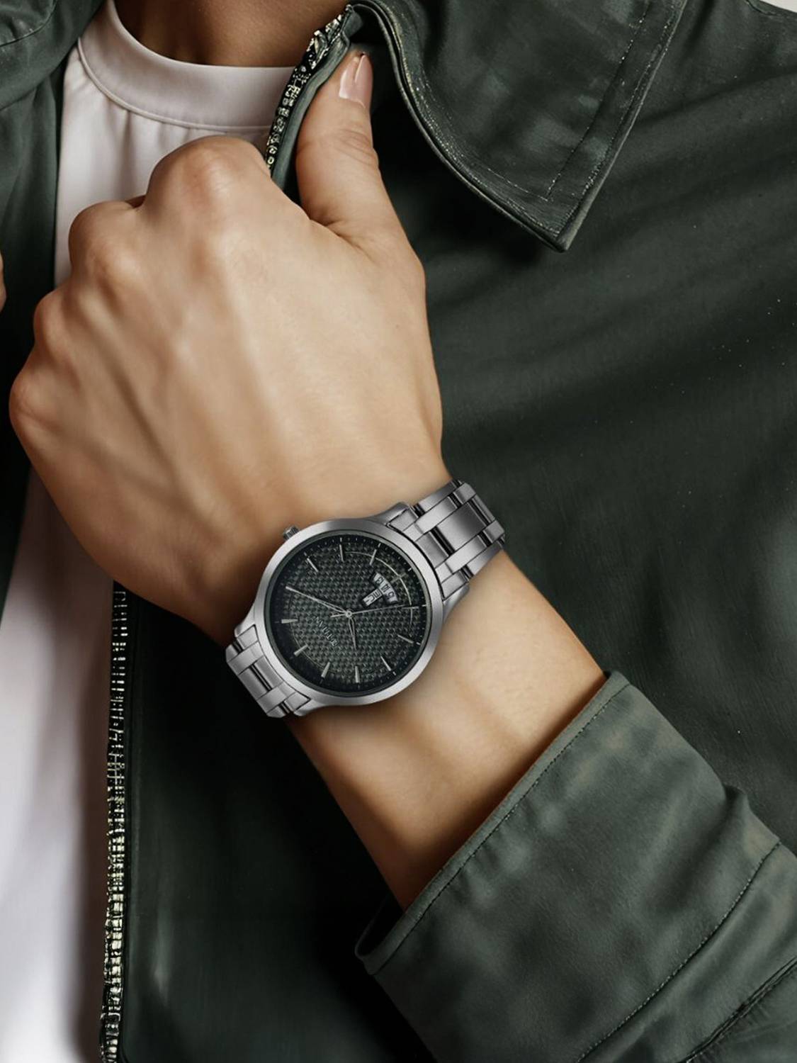 Titan Karishma Radiance-2.0 Anthracite Green Dial Watch - Image 5