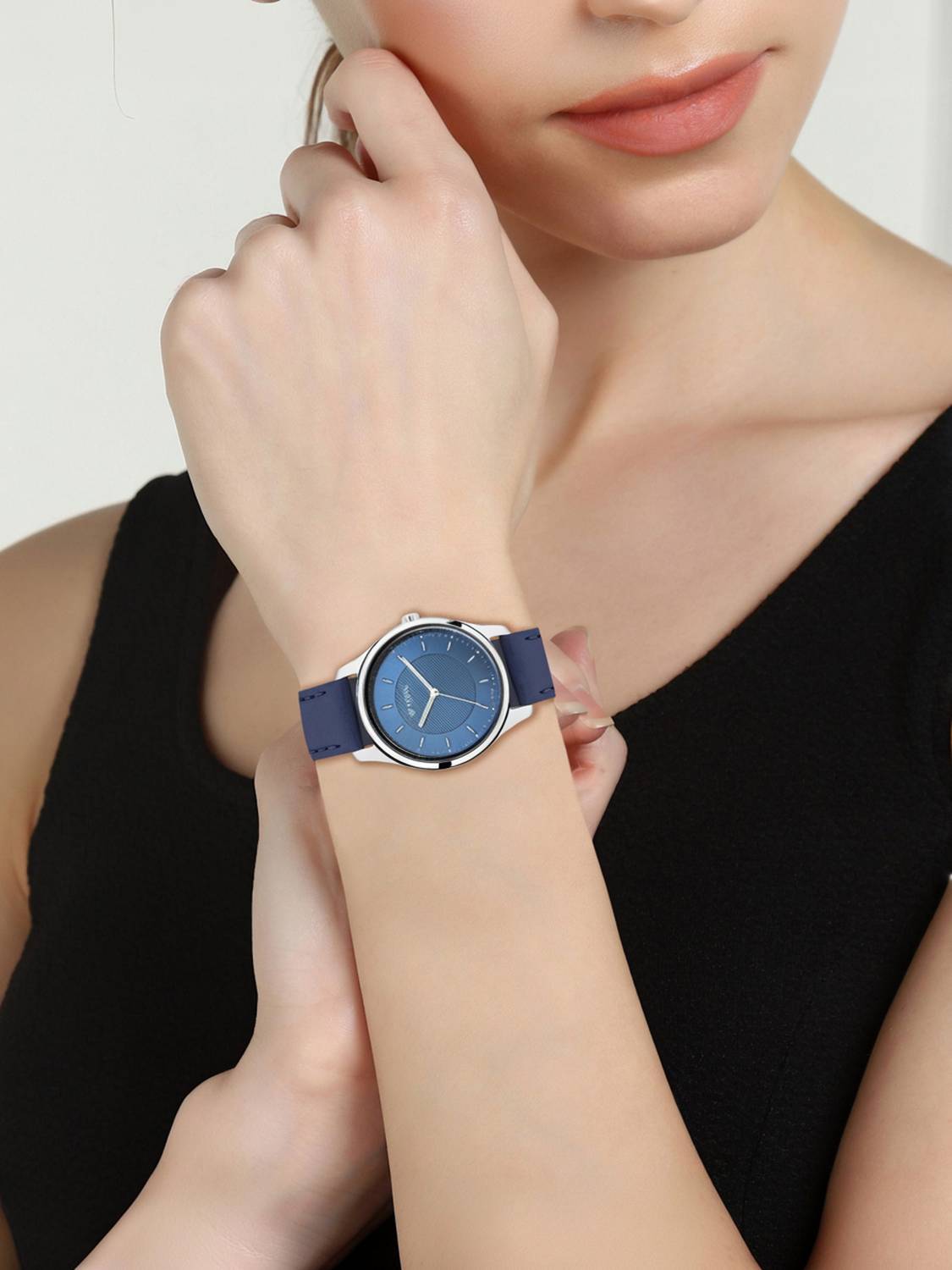 Titan Workwear Royal Blue Dial Dark Blue LeatherStrap Analog Watch - Image 2