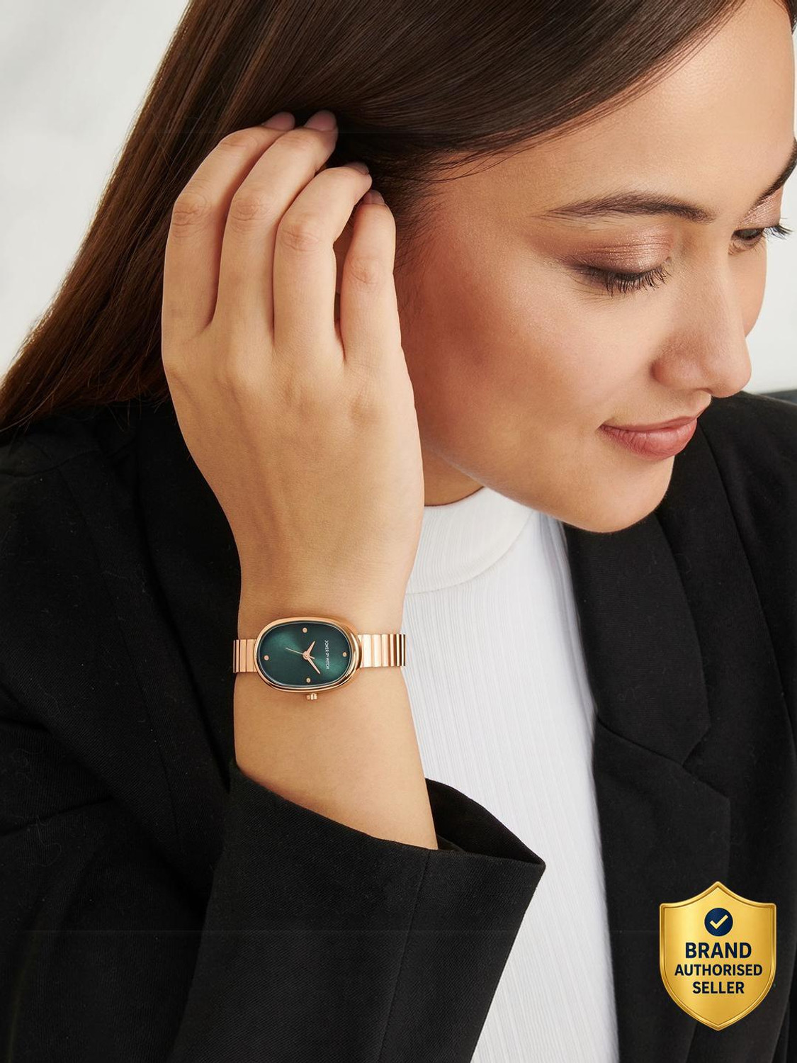 Image of Joker & Witch Joker & Witch Eterna Emerald Sunray Small Oval Dial Rosegold Women's Watch Analog Watch - For Women