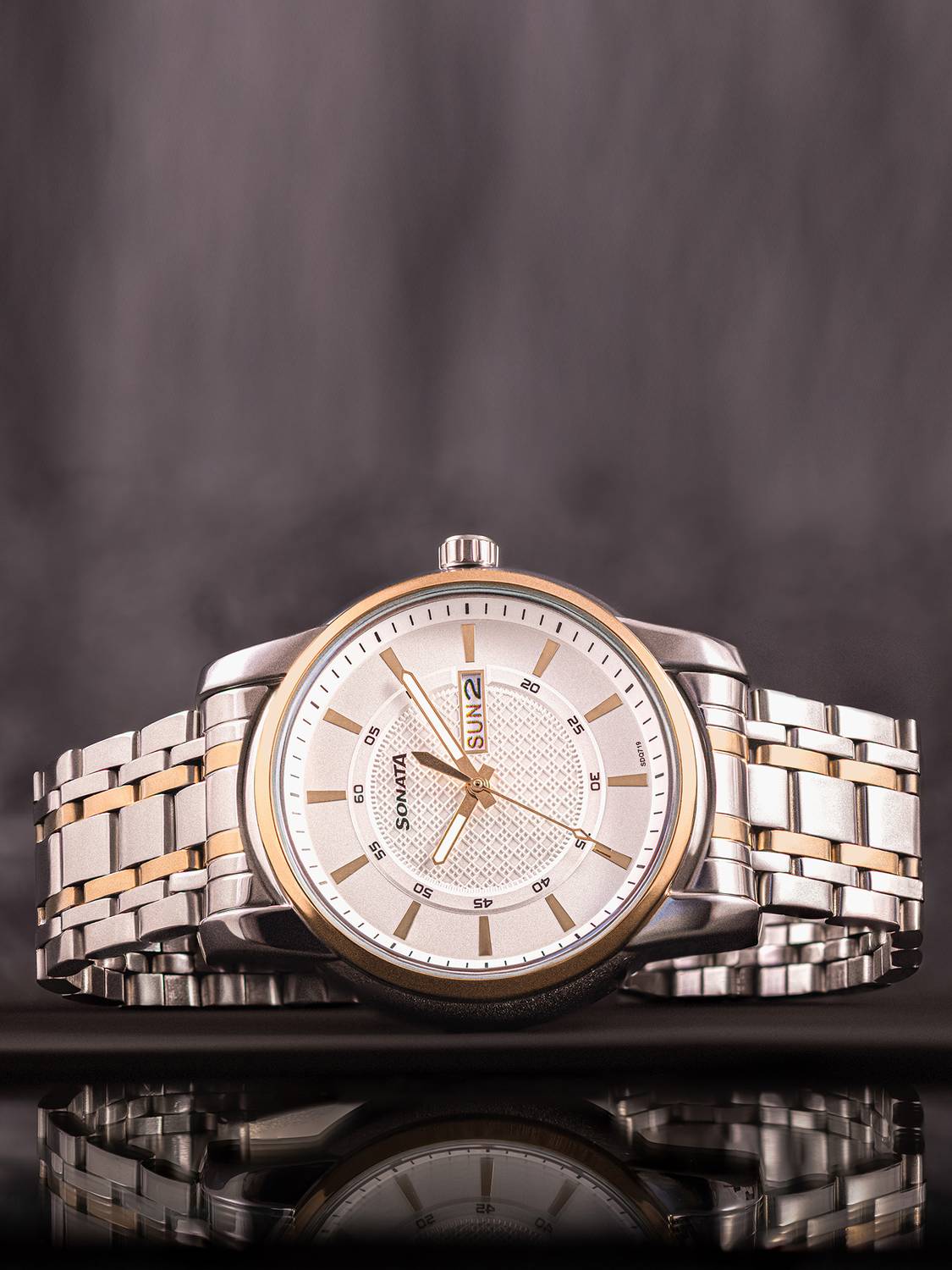 SONATA Sonata With Day & Date White Dial Silver & Gold Stainless
