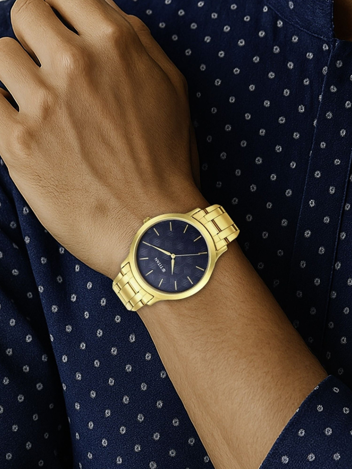 Image of Titan Gents Karishma Radiance Titan Karishma Blue Dial Gold Stainless Steel Strap Analog Watch - For Men