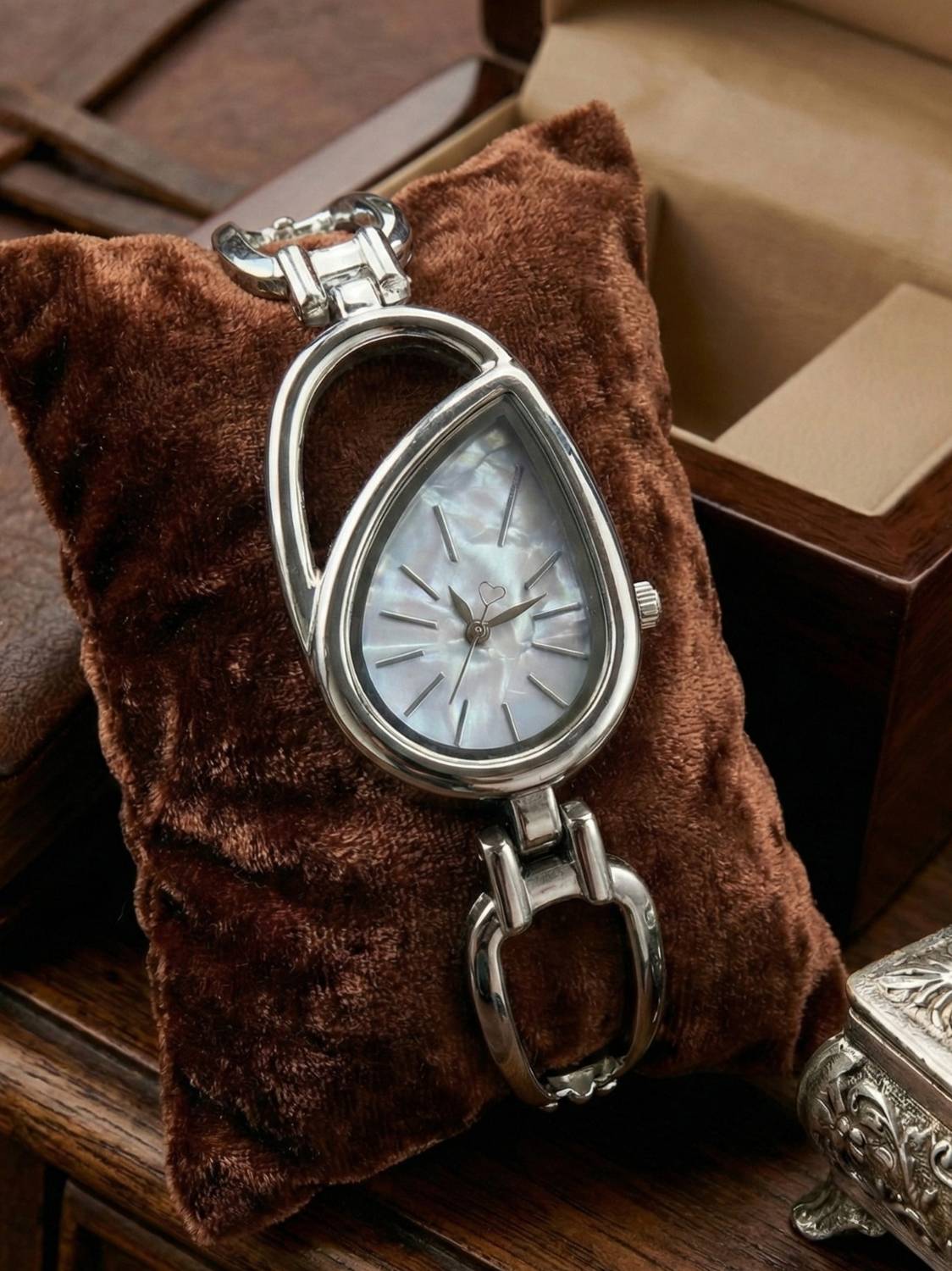 Lucifer DRW42 Silver Mother of Pearl Dial Women's Watch - Image 2