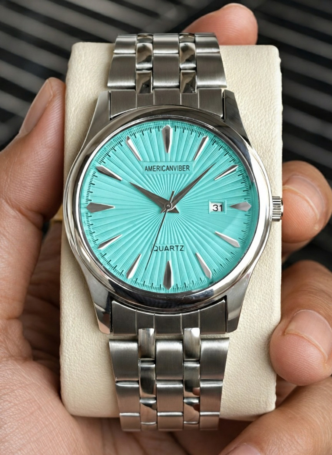 Image of Americanviber AVM0045 Round Dial Stainless Steel Belt Watch with Date Function Analog Watch - For Men