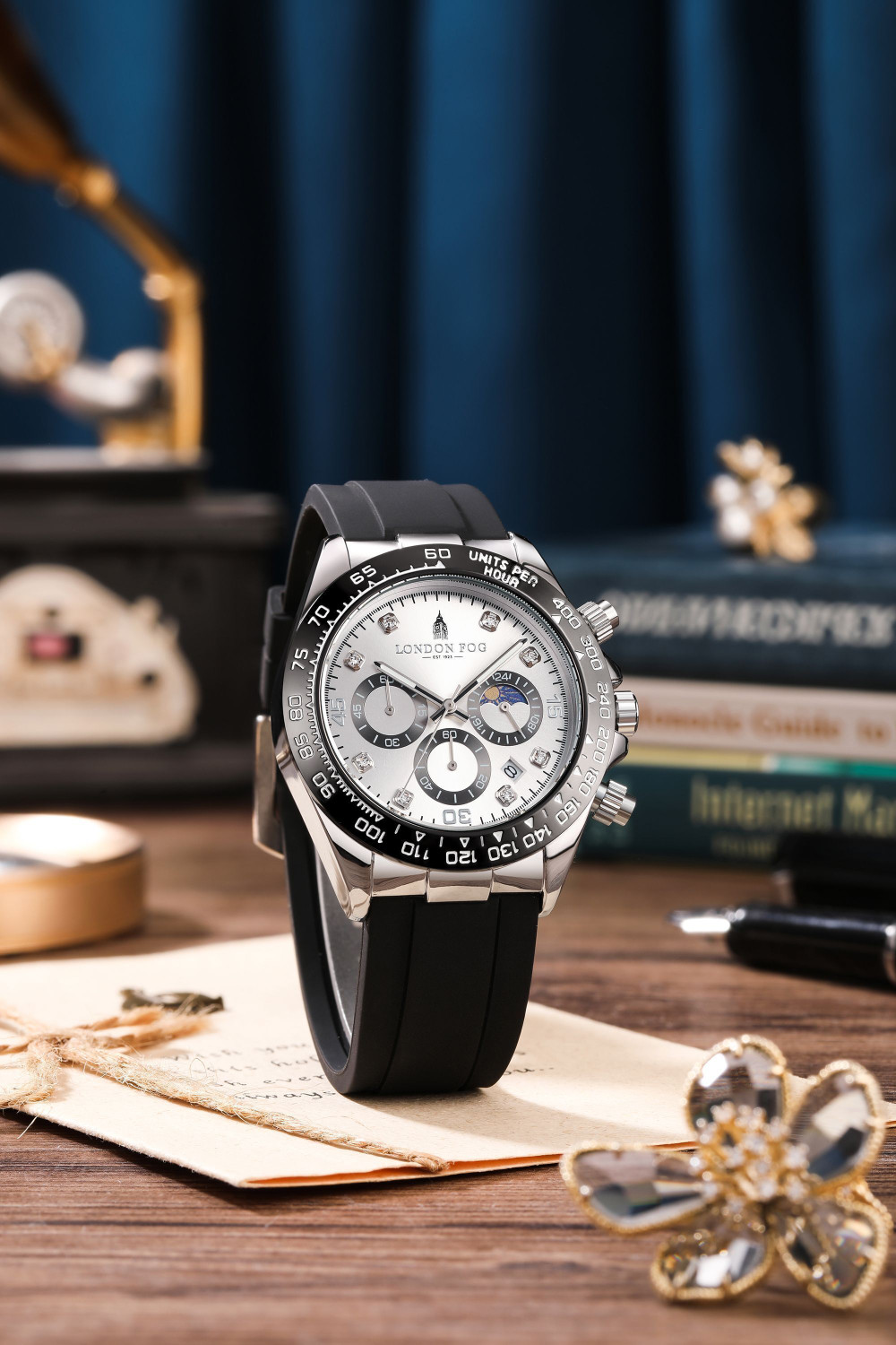 Image of London Fog Silver Dial Black SiliconeStrap Metal Case Tachymeter Bezel Chronograph Function Bond Collection Silver Dial Silicone Strap Tachymeter Bezel Chronograph Function Analog Watch - For Men