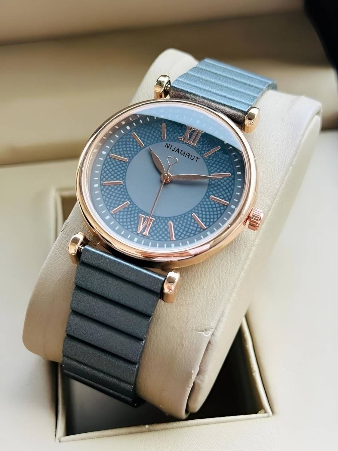 NIJAMRUT DRW38 Black Women's Watch - Image 2